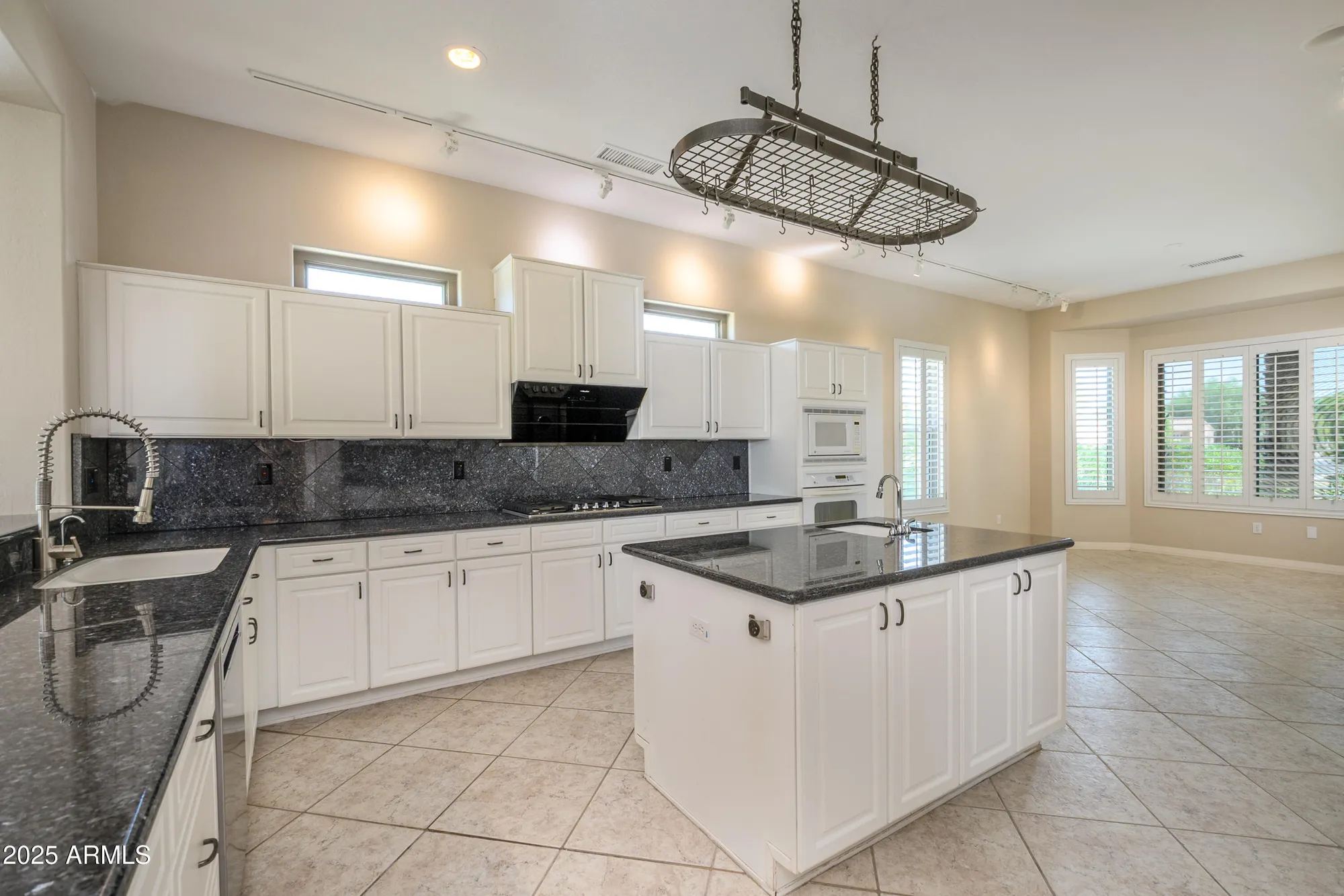 Property Slideshow image 16 of 57 | 19854 n summer dream dr, Surprise, AZ, 85374