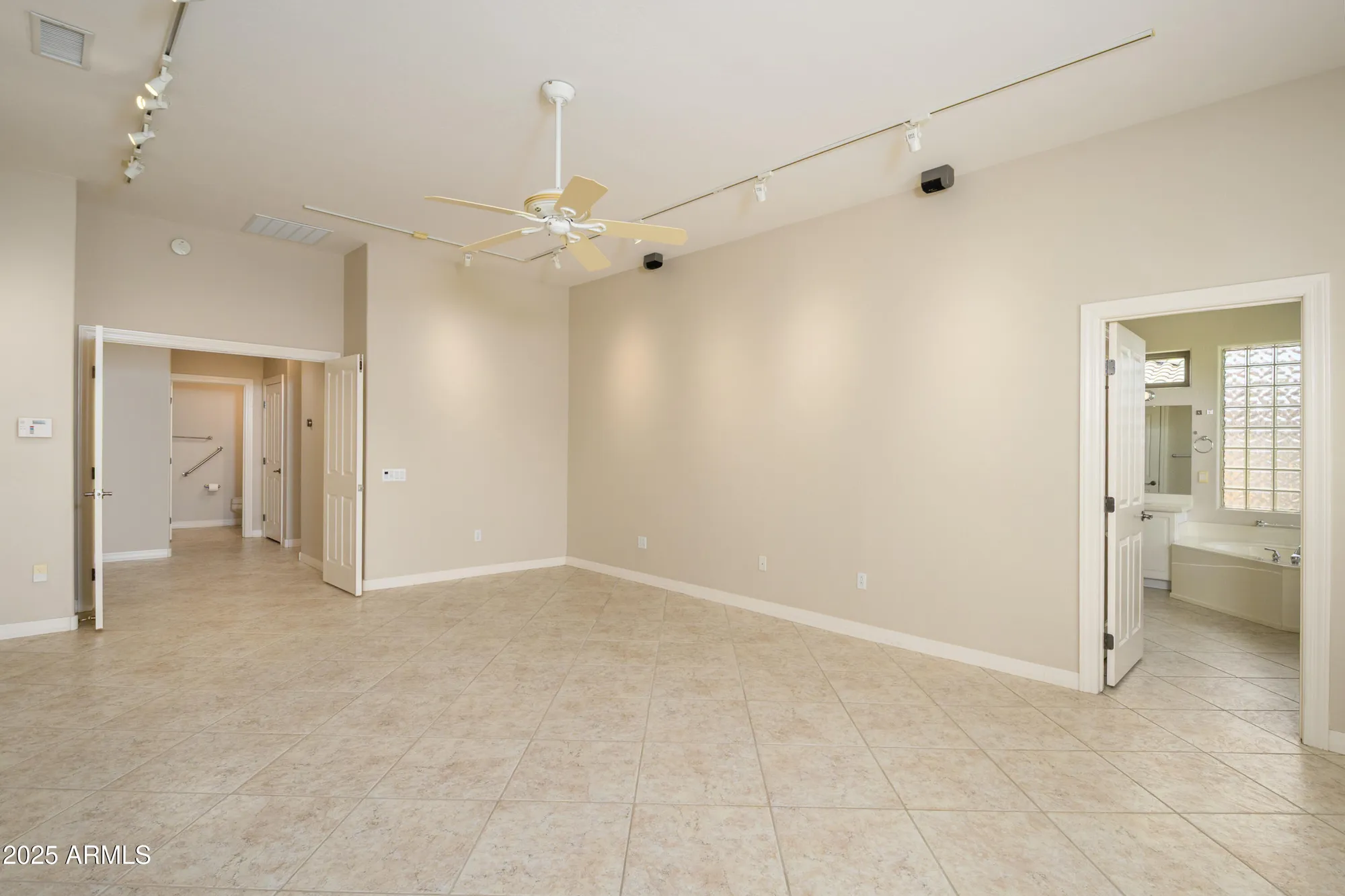 Property Slideshow image 23 of 57 | 19854 n summer dream dr, Surprise, AZ, 85374