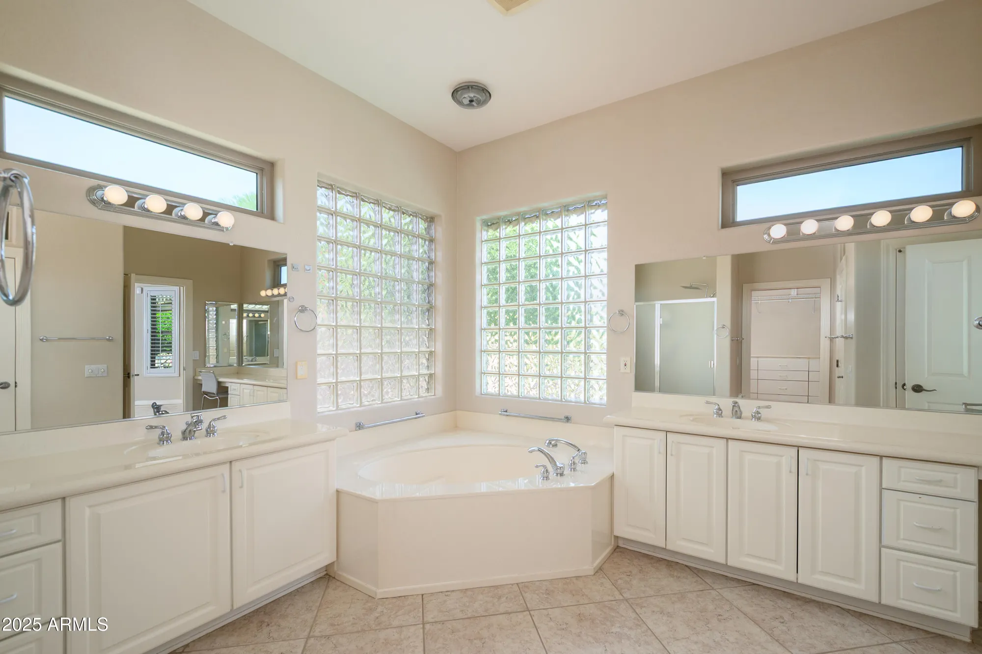 Property Slideshow image 26 of 57 | 19854 n summer dream dr, Surprise, AZ, 85374