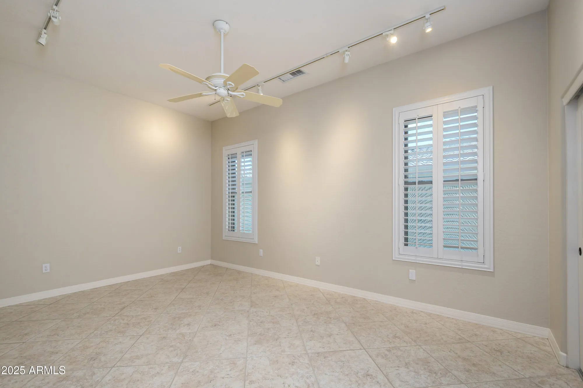 Property Slideshow image 28 of 57 | 19854 n summer dream dr, Surprise, AZ, 85374