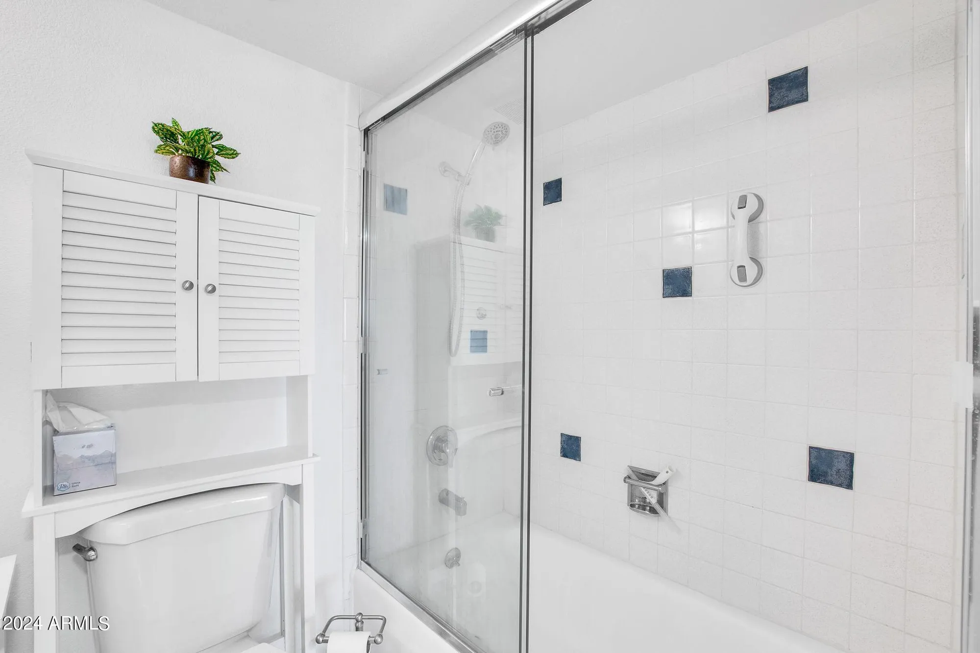 Property Slideshow image 14 of 48 | 7940 e camelback rd unit 506, Scottsdale, AZ, 85251