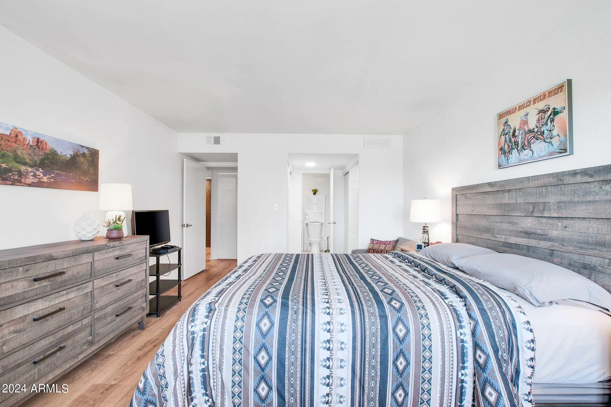 Property Slideshow image 16 of 48 | 7940 e camelback rd unit 506, Scottsdale, AZ, 85251