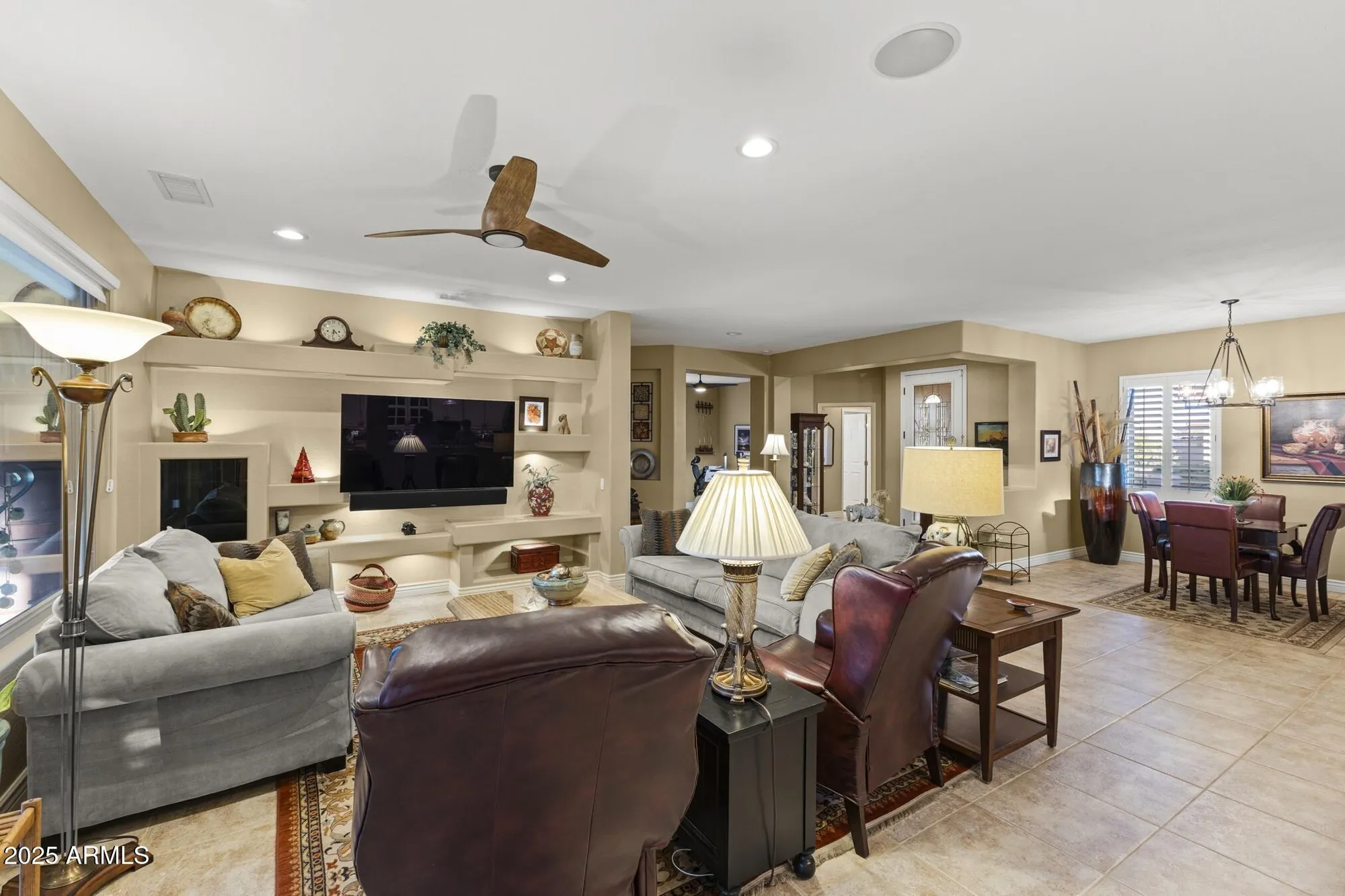 Property Slideshow image 6 of 78 | 18867 n summerbreeze way, Surprise, AZ, 85374