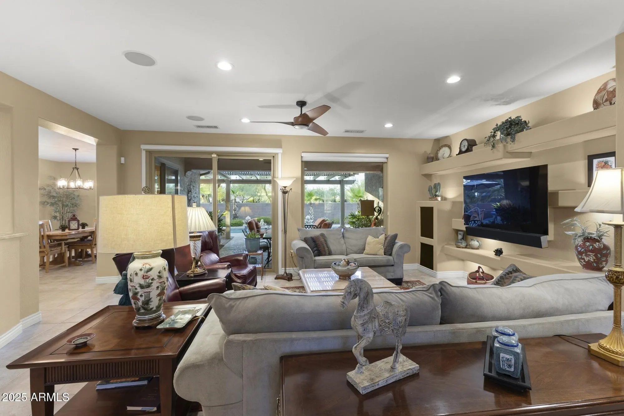 Property Slideshow image 8 of 78 | 18867 n summerbreeze way, Surprise, AZ, 85374