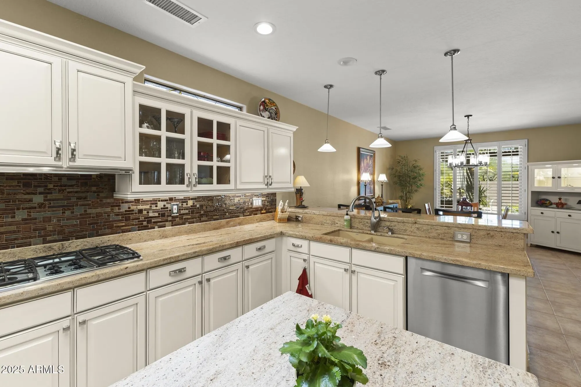 Property Slideshow image 13 of 78 | 18867 n summerbreeze way, Surprise, AZ, 85374
