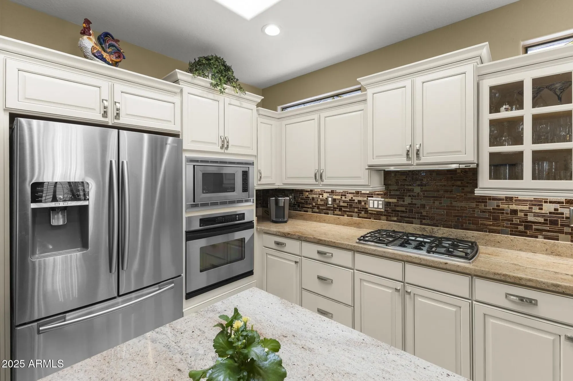 Property Slideshow image 16 of 78 | 18867 n summerbreeze way, Surprise, AZ, 85374