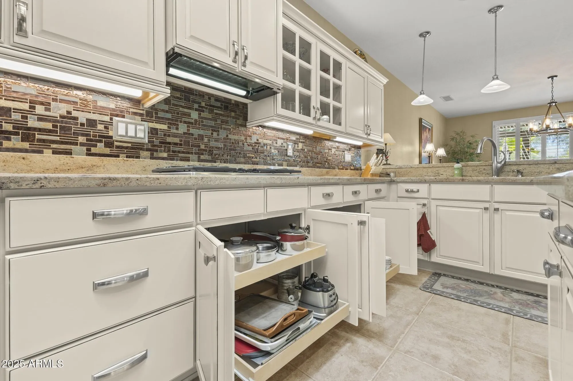 Property Slideshow image 20 of 78 | 18867 n summerbreeze way, Surprise, AZ, 85374