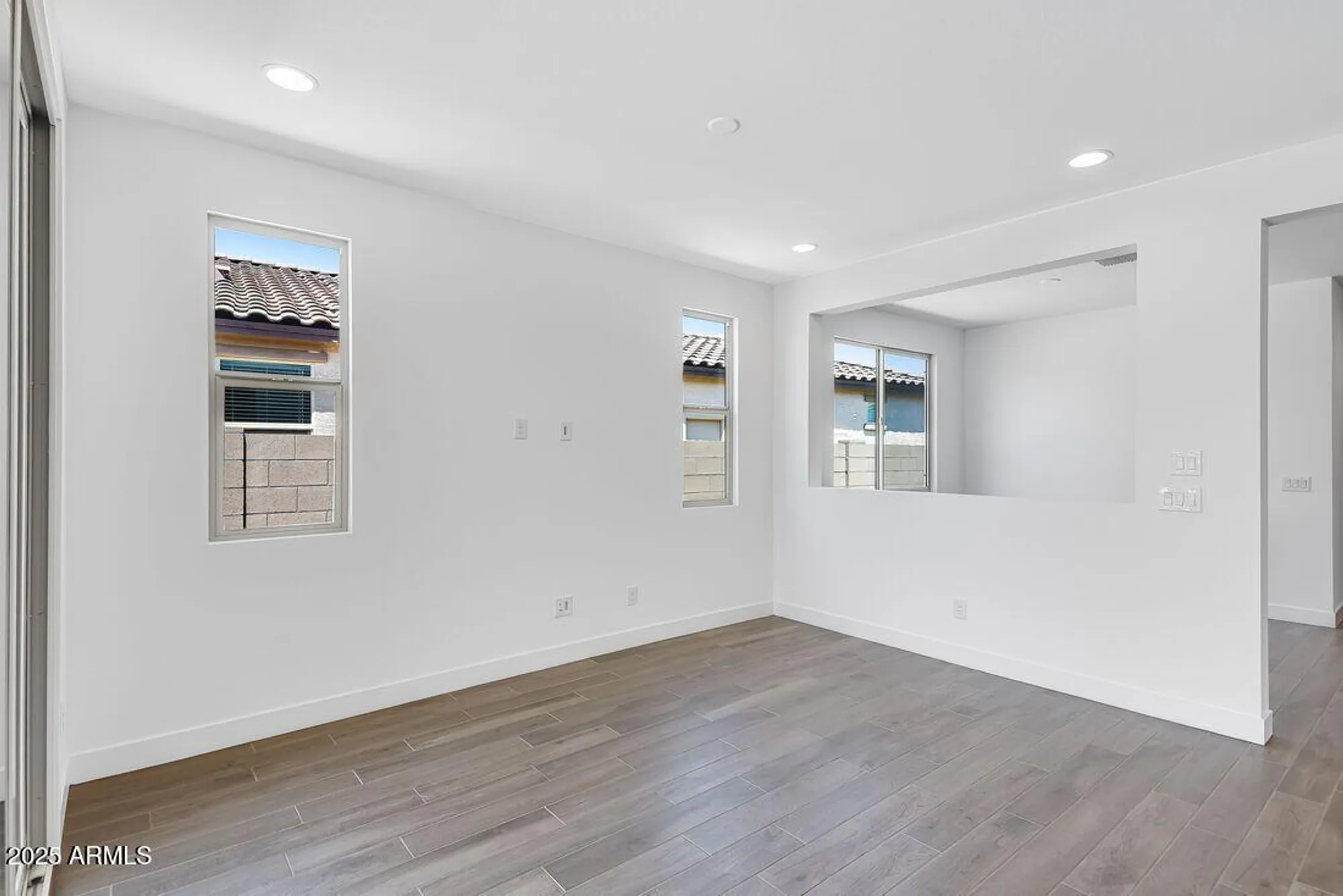 Property Slideshow image 9 of 41 | 18147 w hiddenview dr, Goodyear, AZ, 85338