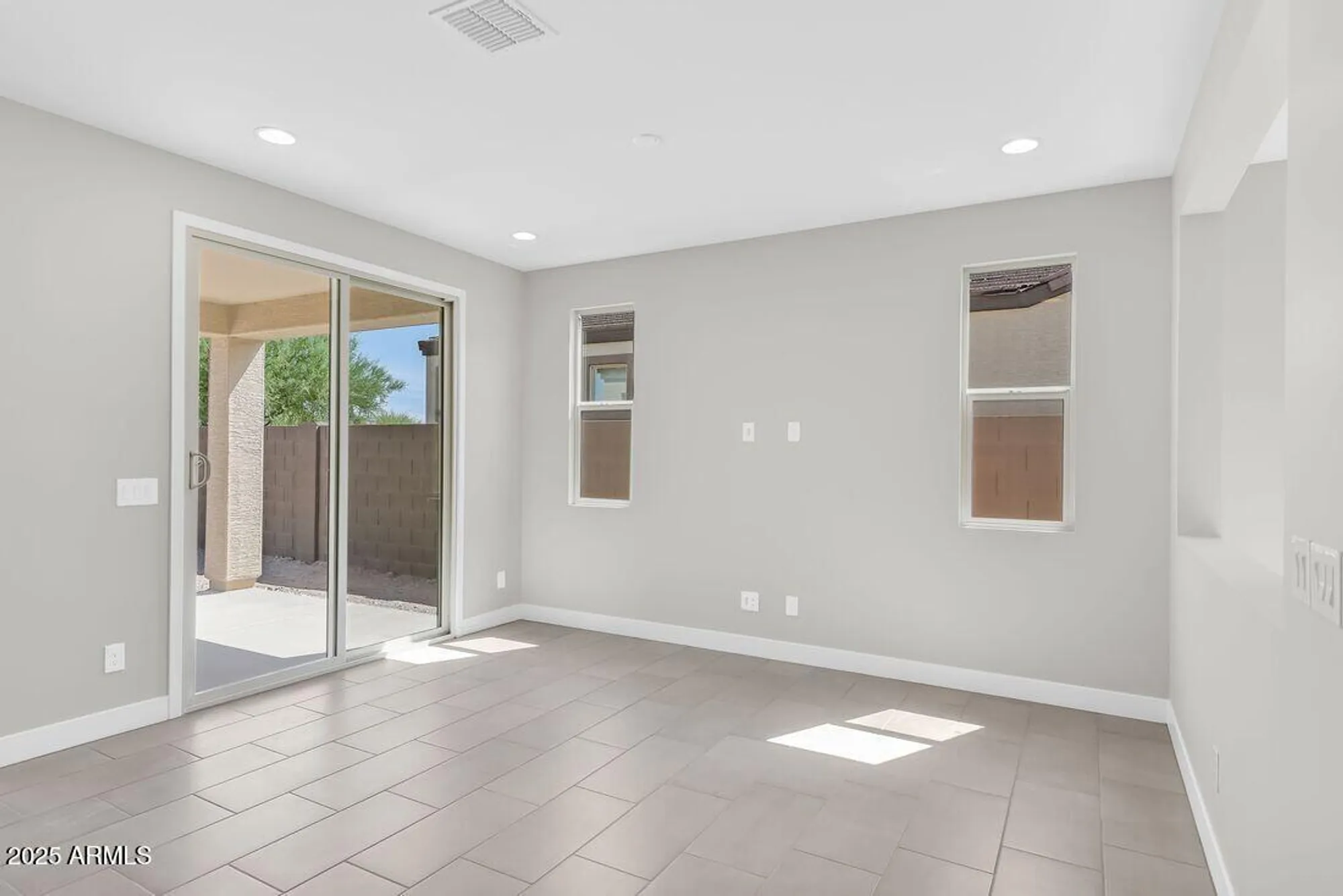 Property Slideshow image 10 of 41 | 18108 w hiddenview dr, Goodyear, AZ, 85338