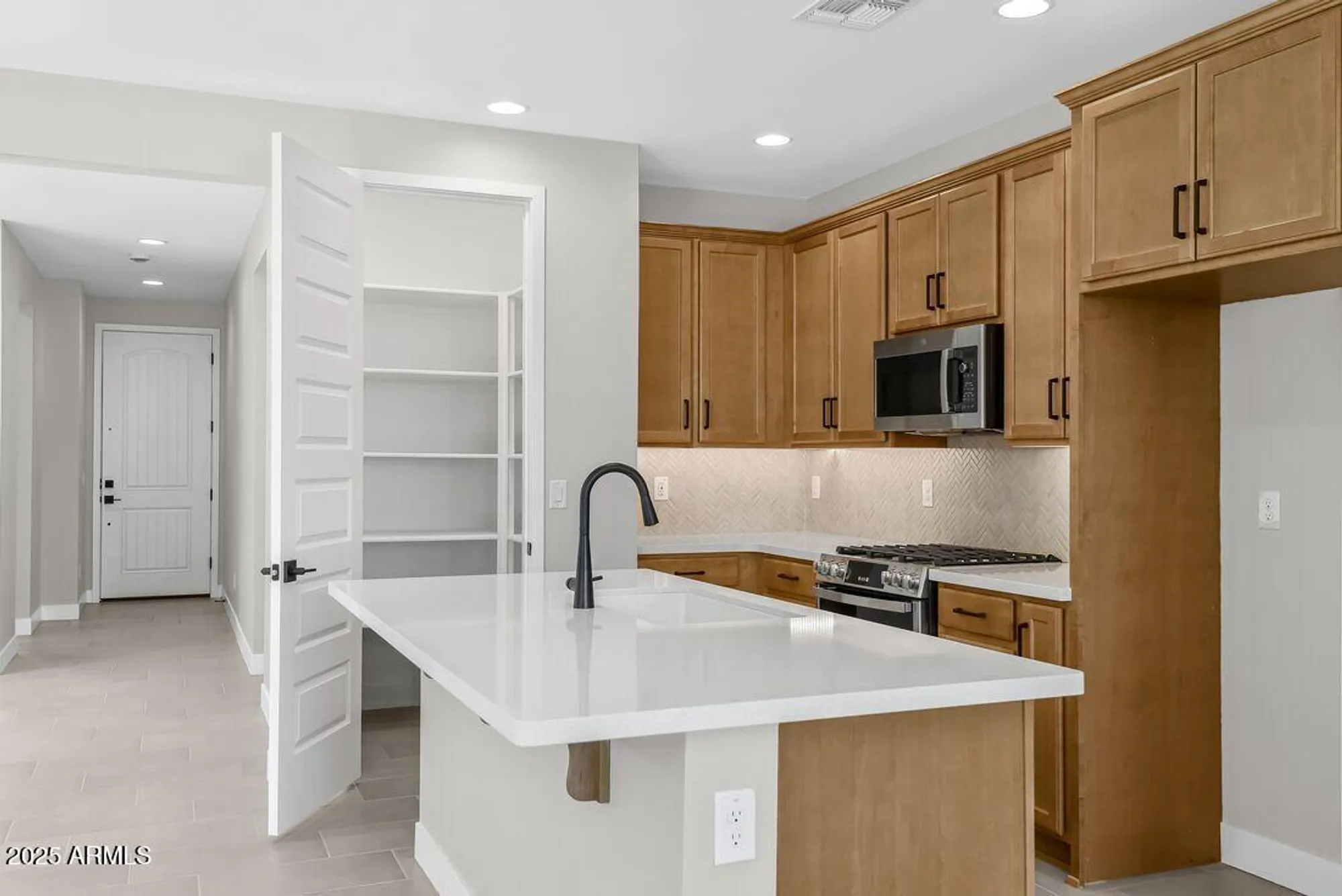 Property Slideshow image 6 of 41 | 18108 w hiddenview dr, Goodyear, AZ, 85338