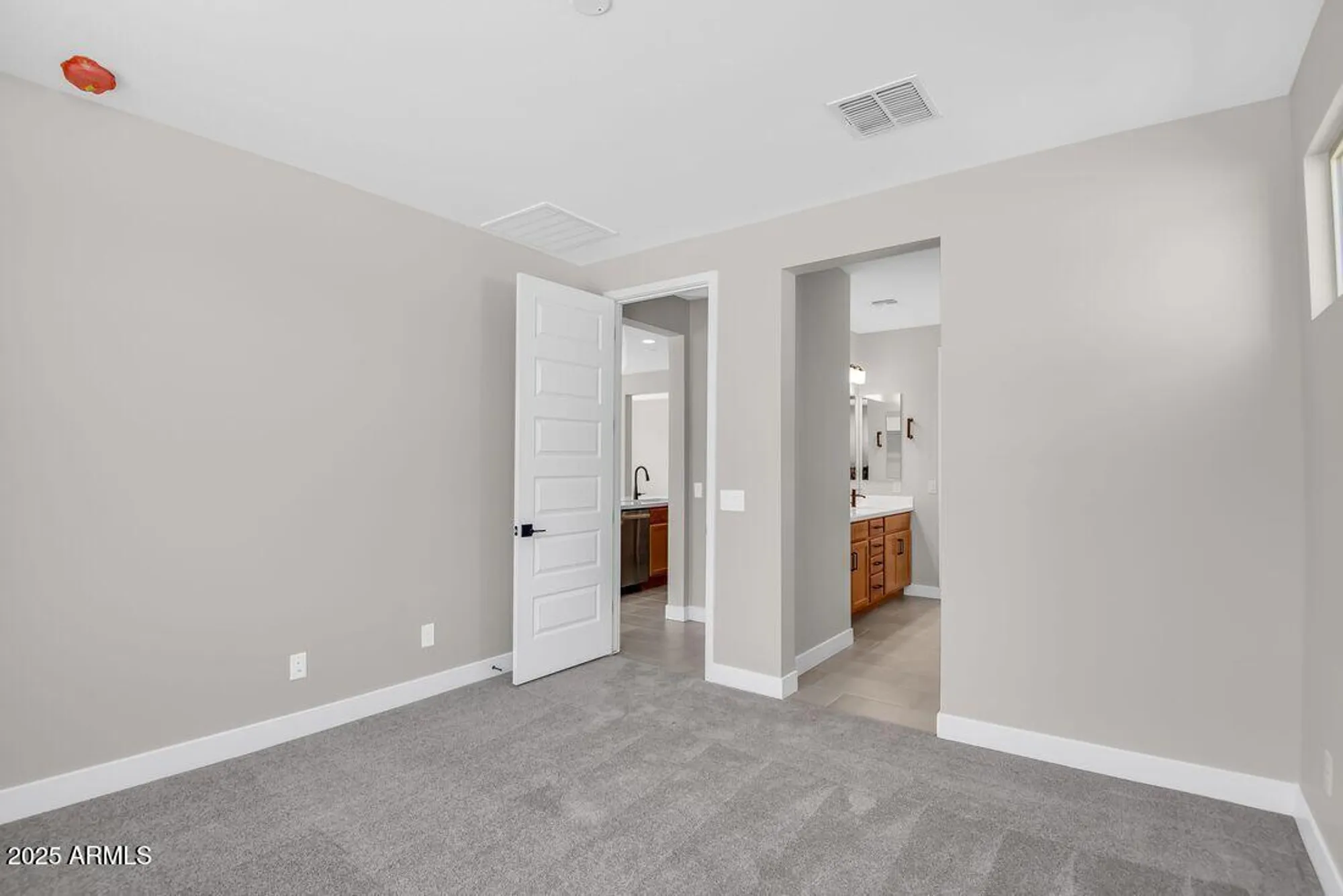 Property Slideshow image 16 of 41 | 18108 w hiddenview dr, Goodyear, AZ, 85338