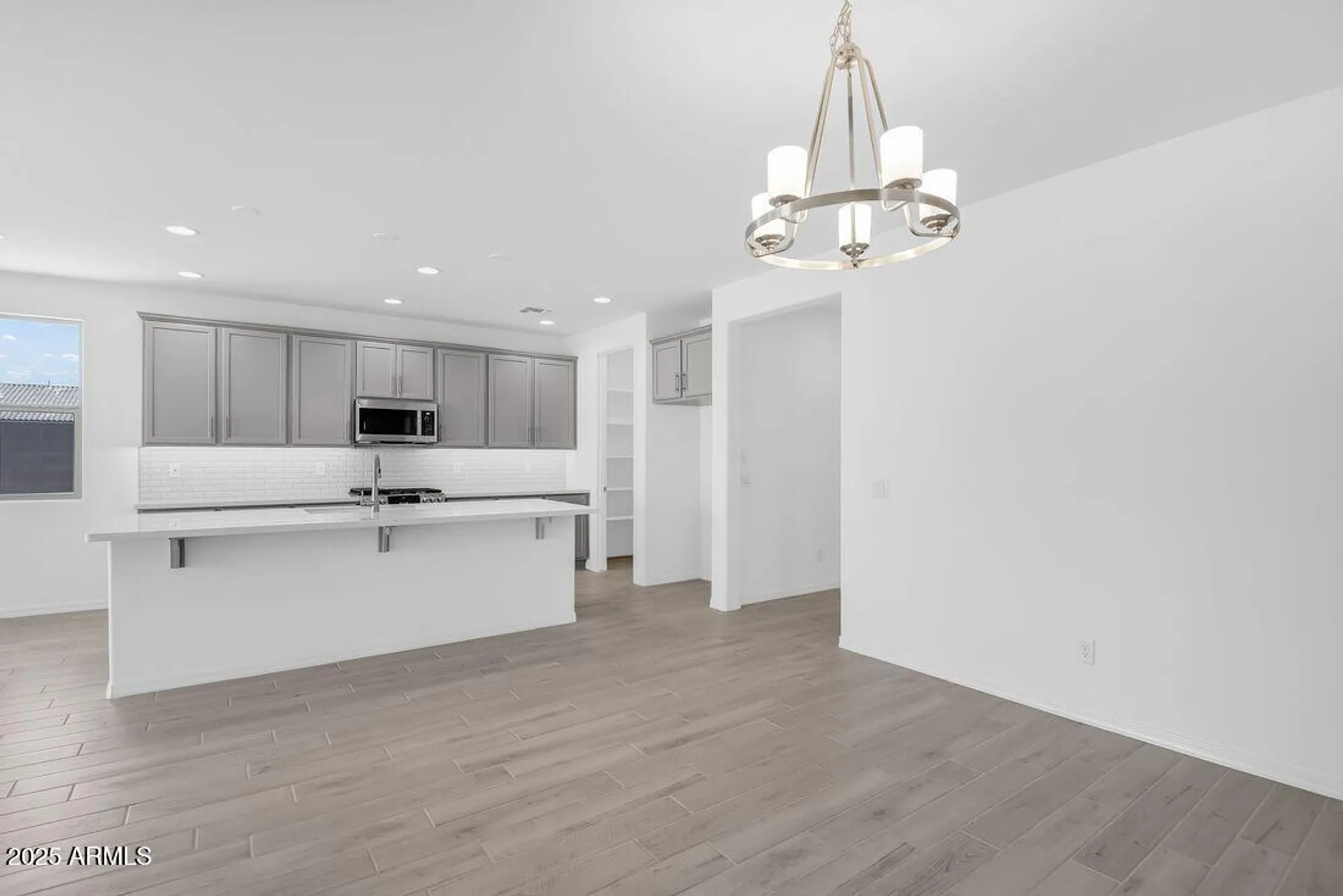 Property Slideshow image 12 of 44 | 16316 s 182nd dr, Goodyear, AZ, 85338