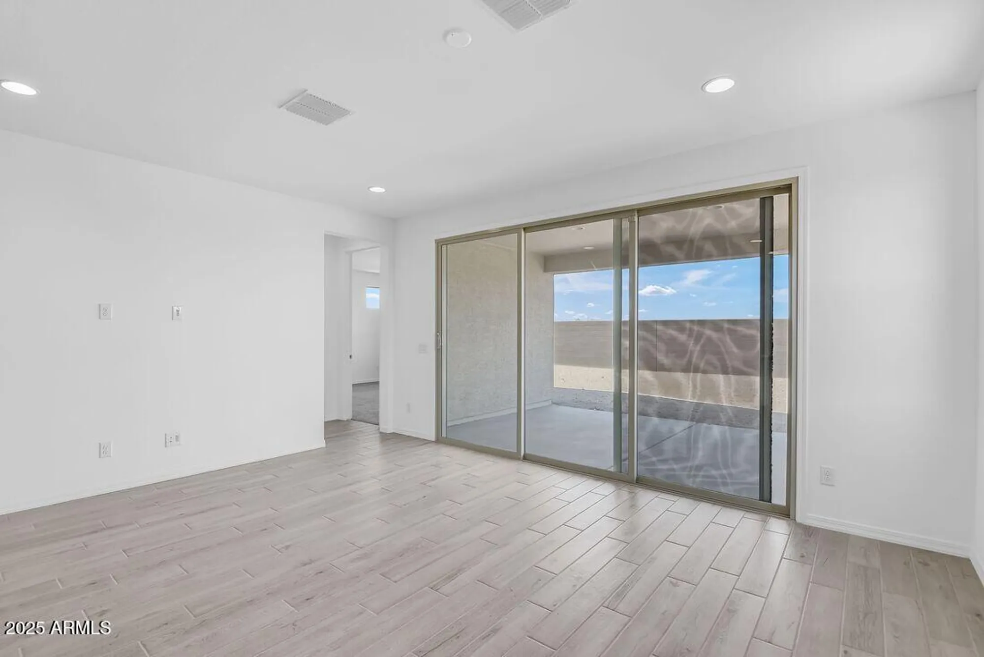 Property Slideshow image 9 of 44 | 16316 s 182nd dr, Goodyear, AZ, 85338