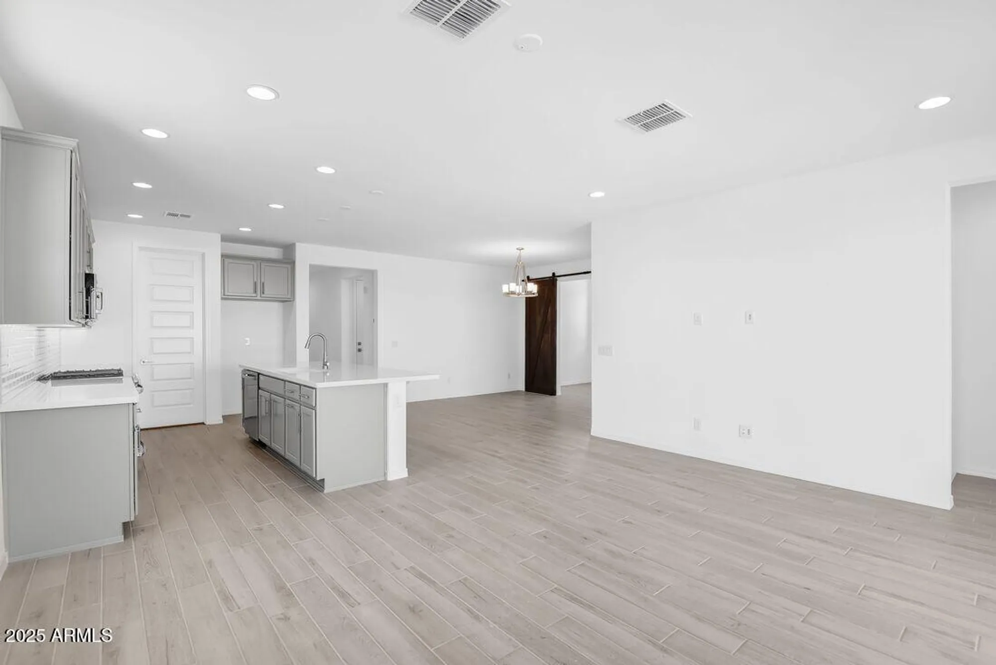 Property Slideshow image 10 of 44 | 16316 s 182nd dr, Goodyear, AZ, 85338