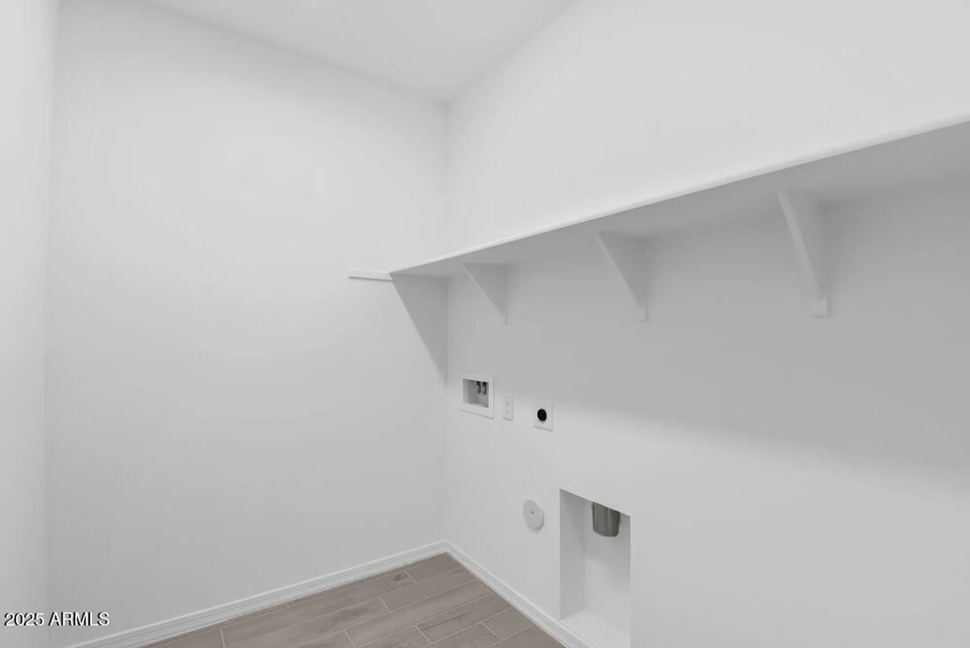 Property Slideshow image 30 of 44 | 16316 s 182nd dr, Goodyear, AZ, 85338