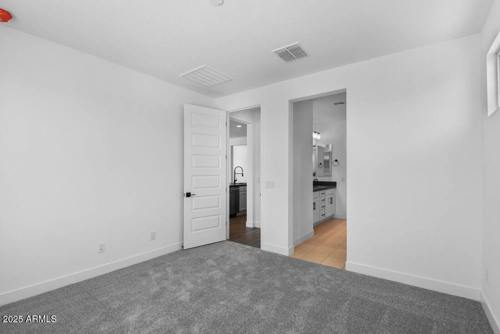 Property Slideshow image 21 of 42 | 18126 w hiddenview dr, Goodyear, AZ, 85338