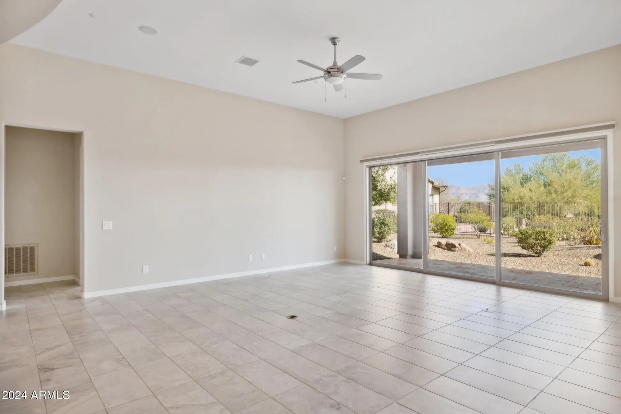 Property Slideshow image 5 of 110 | 17662 e blaze ln, Rio Verde, AZ, 85263