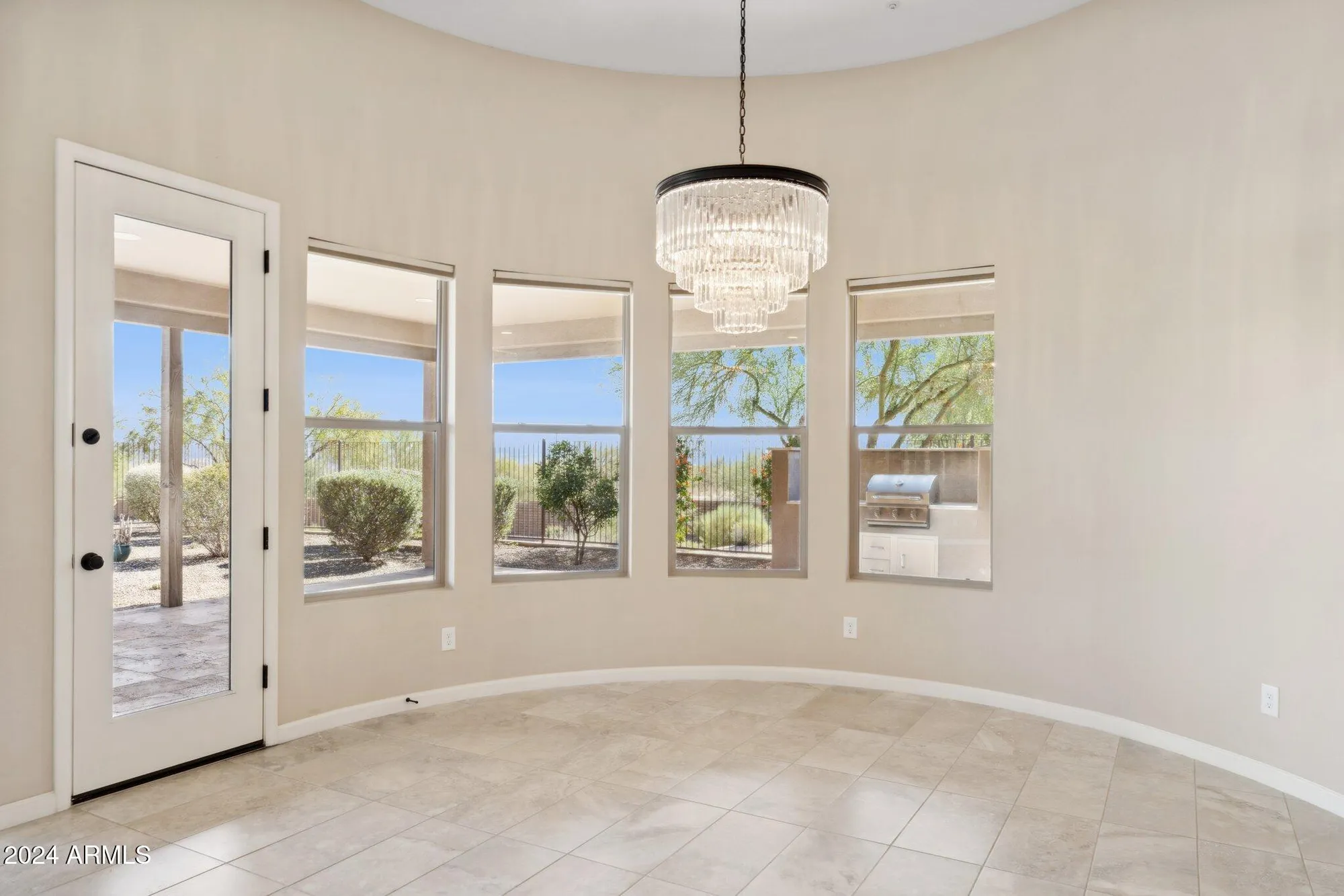 Property Slideshow image 11 of 110 | 17662 e blaze ln, Rio Verde, AZ, 85263