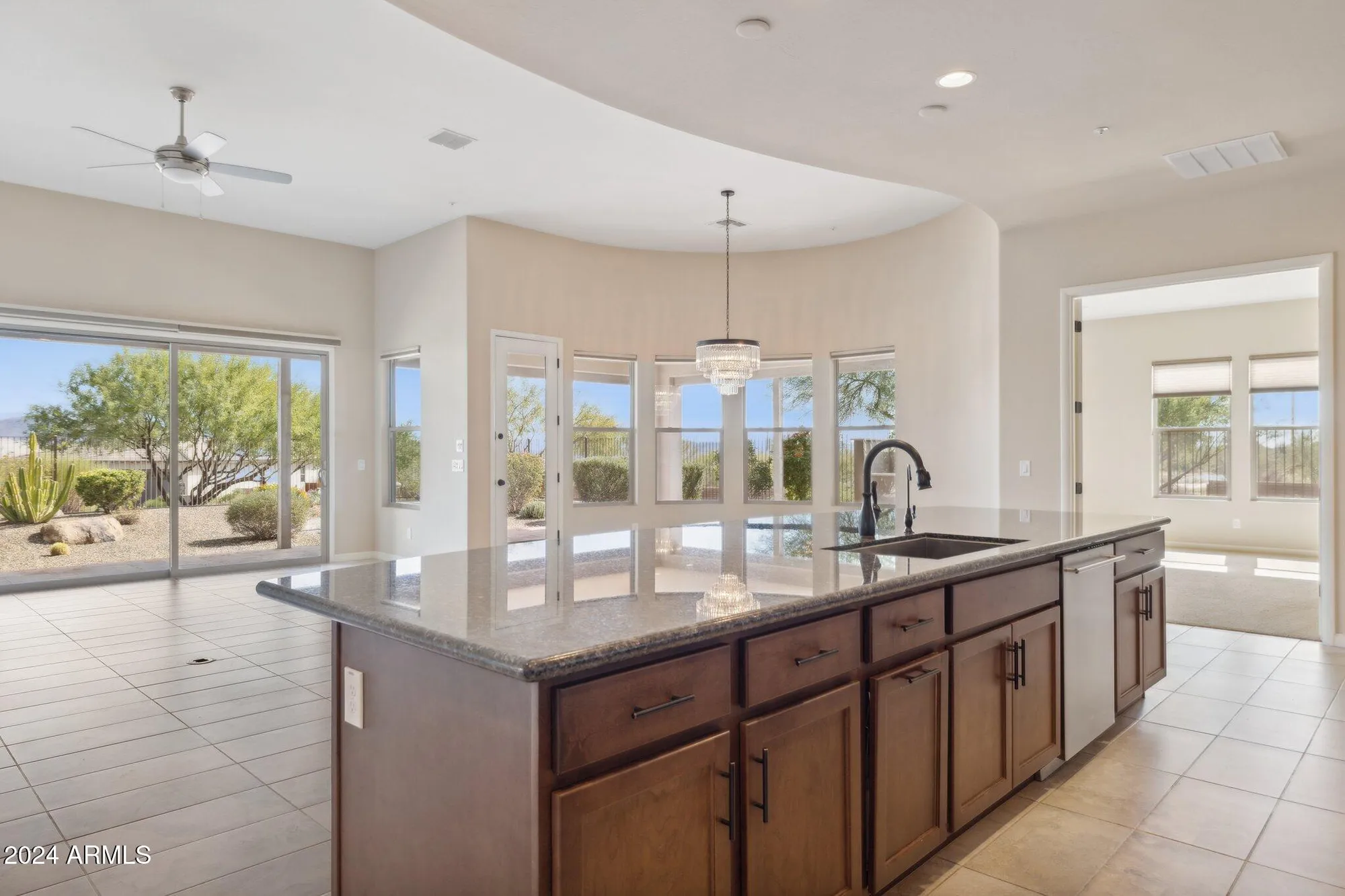 Property Slideshow image 15 of 110 | 17662 e blaze ln, Rio Verde, AZ, 85263