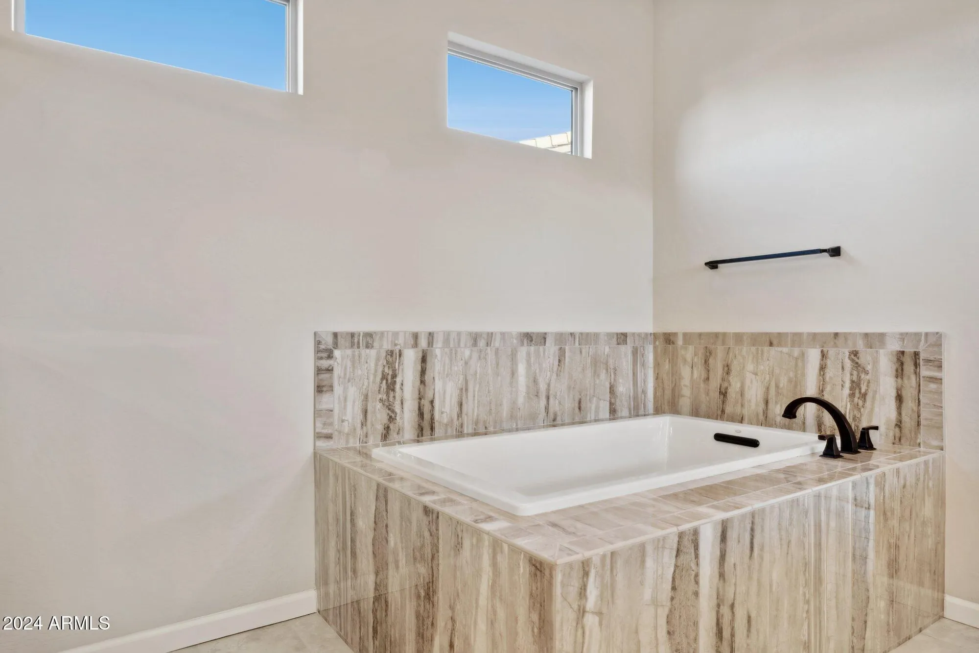 Property Slideshow image 30 of 110 | 17662 e blaze ln, Rio Verde, AZ, 85263
