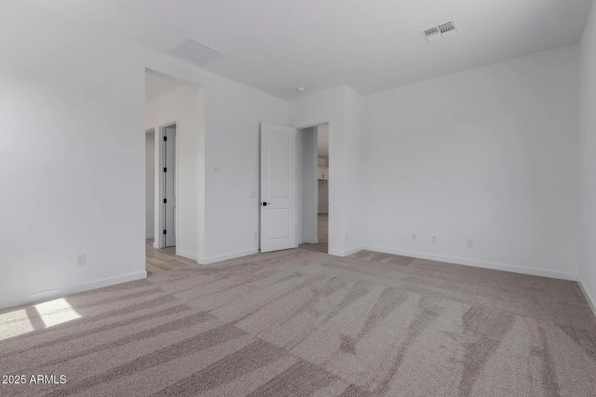 Property Slideshow image 11 of 37 | 24145 n 172nd dr, Surprise, AZ, 85387