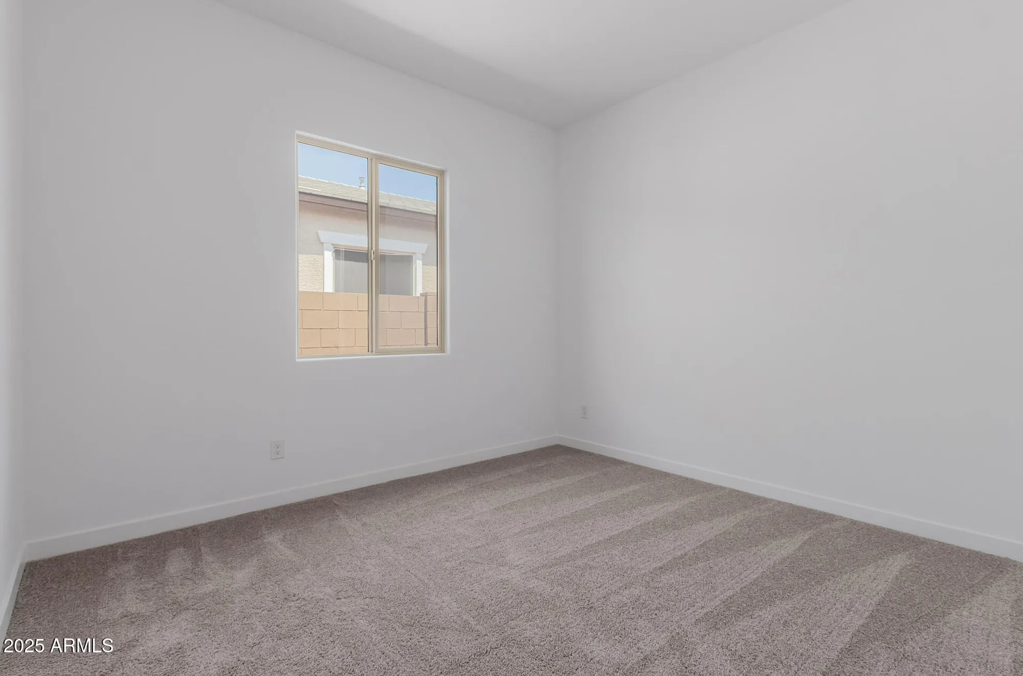 Property Slideshow image 20 of 37 | 24145 n 172nd dr, Surprise, AZ, 85387