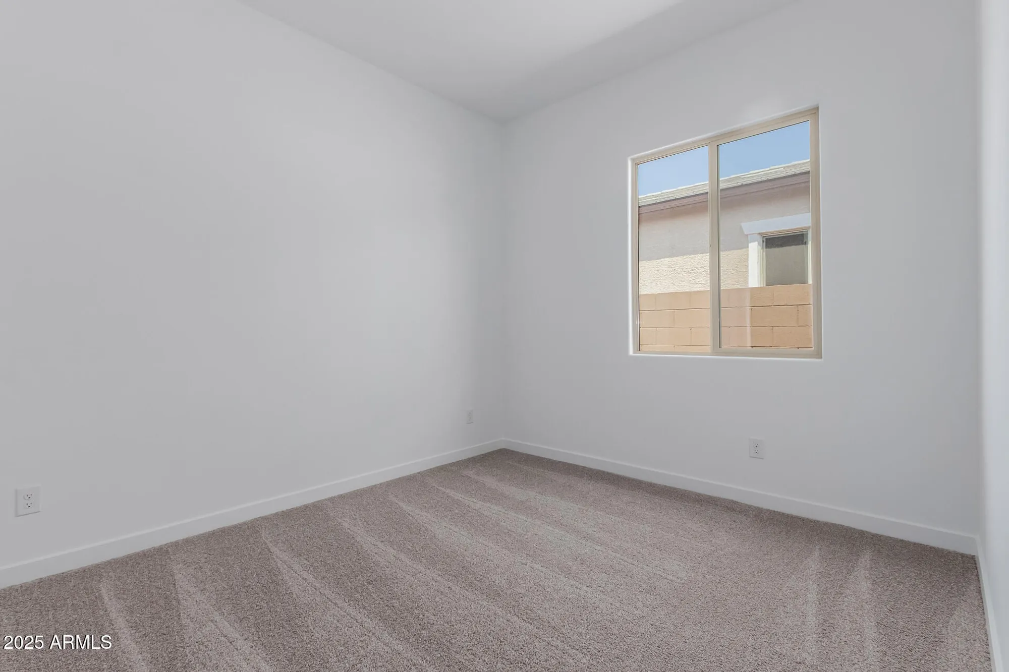 Property Slideshow image 22 of 37 | 24145 n 172nd dr, Surprise, AZ, 85387