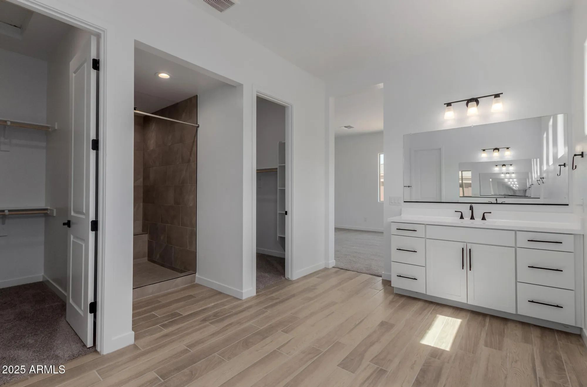 Property Slideshow image 14 of 37 | 24145 n 172nd dr, Surprise, AZ, 85387