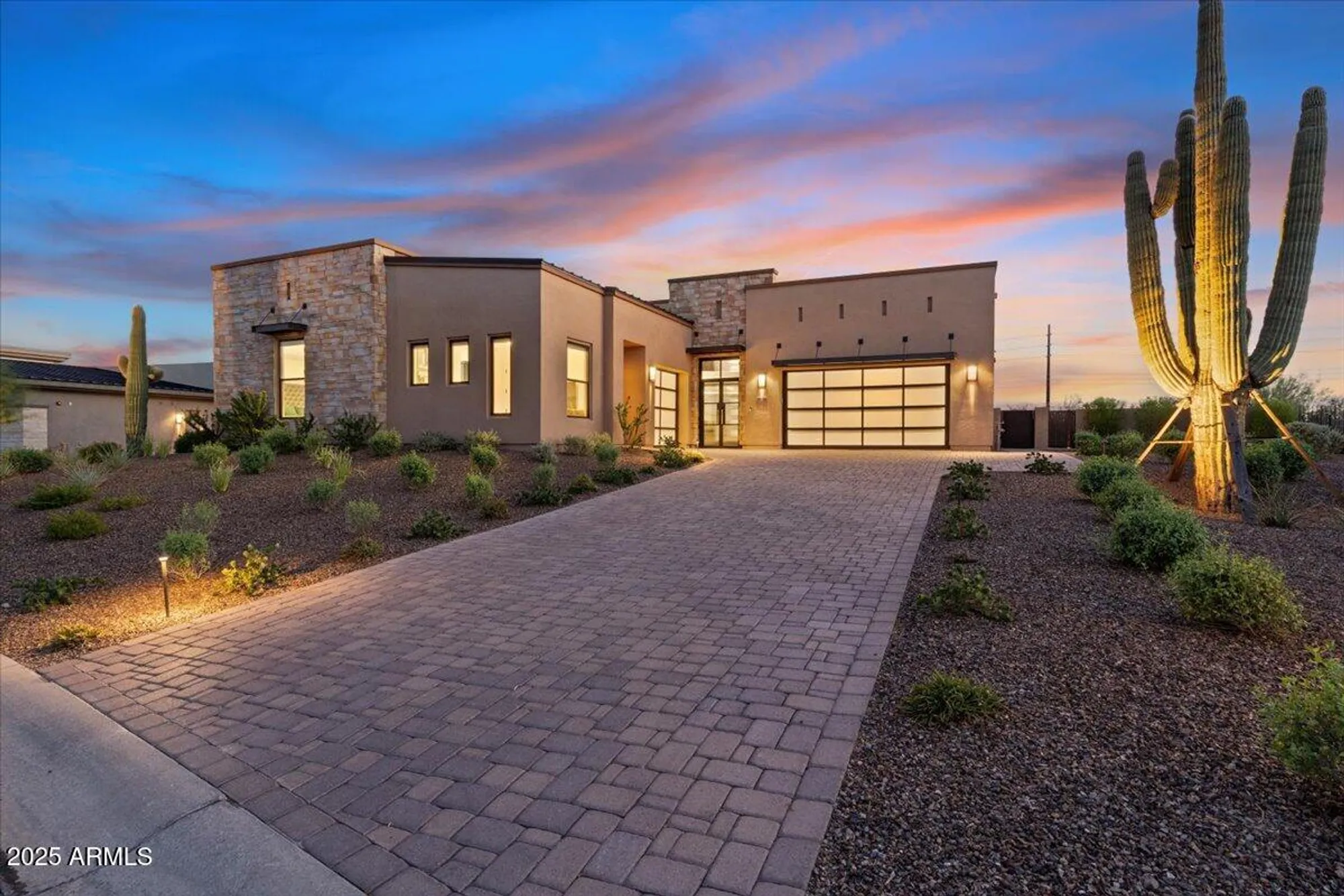 Property Slideshow image 14 of 95 | 17237 e desert vista trl, Rio Verde, AZ, 85263
