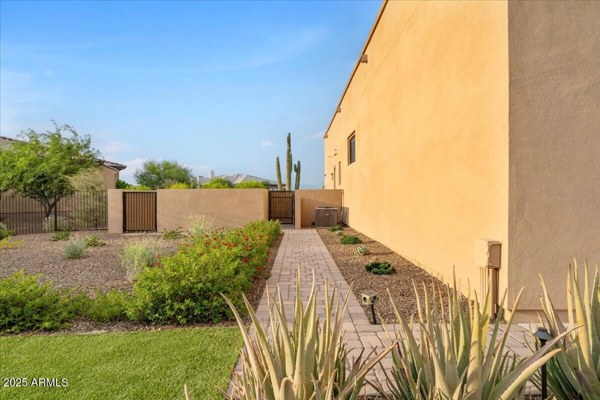 Property Slideshow image 74 of 95 | 17237 e desert vista trl, Rio Verde, AZ, 85263