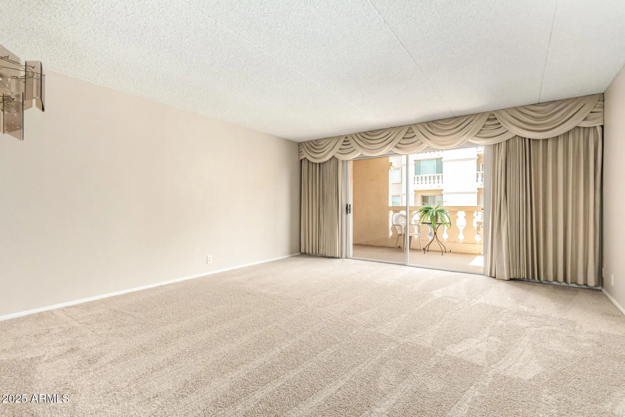 Property Slideshow image 3 of 37 | 7930 e camelback rd 505, Scottsdale, AZ, 85251