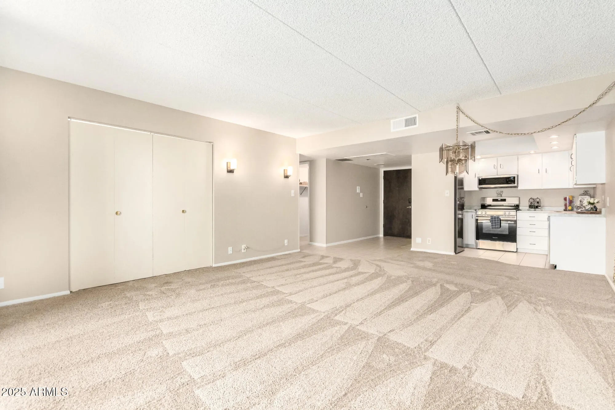 Property Slideshow image 4 of 37 | 7930 e camelback rd 505, Scottsdale, AZ, 85251