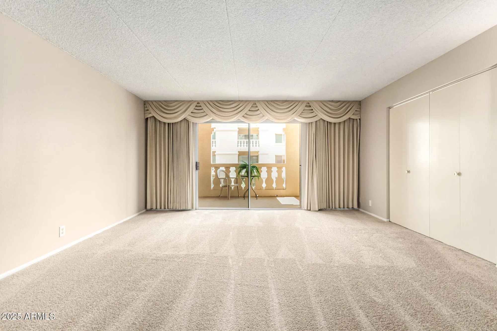 Property Slideshow image 6 of 37 | 7930 e camelback rd 505, Scottsdale, AZ, 85251