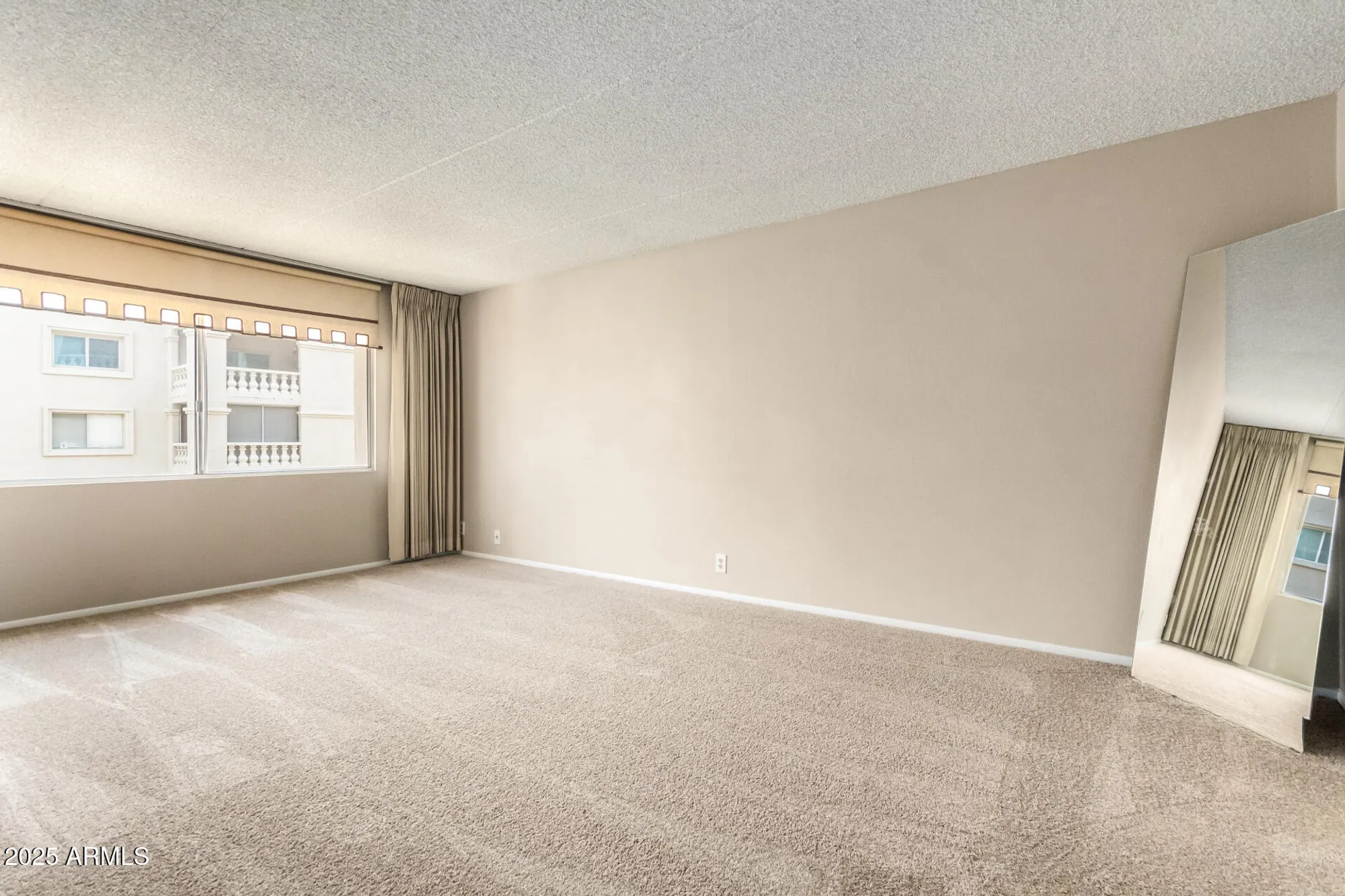 Property Slideshow image 13 of 37 | 7930 e camelback rd 505, Scottsdale, AZ, 85251