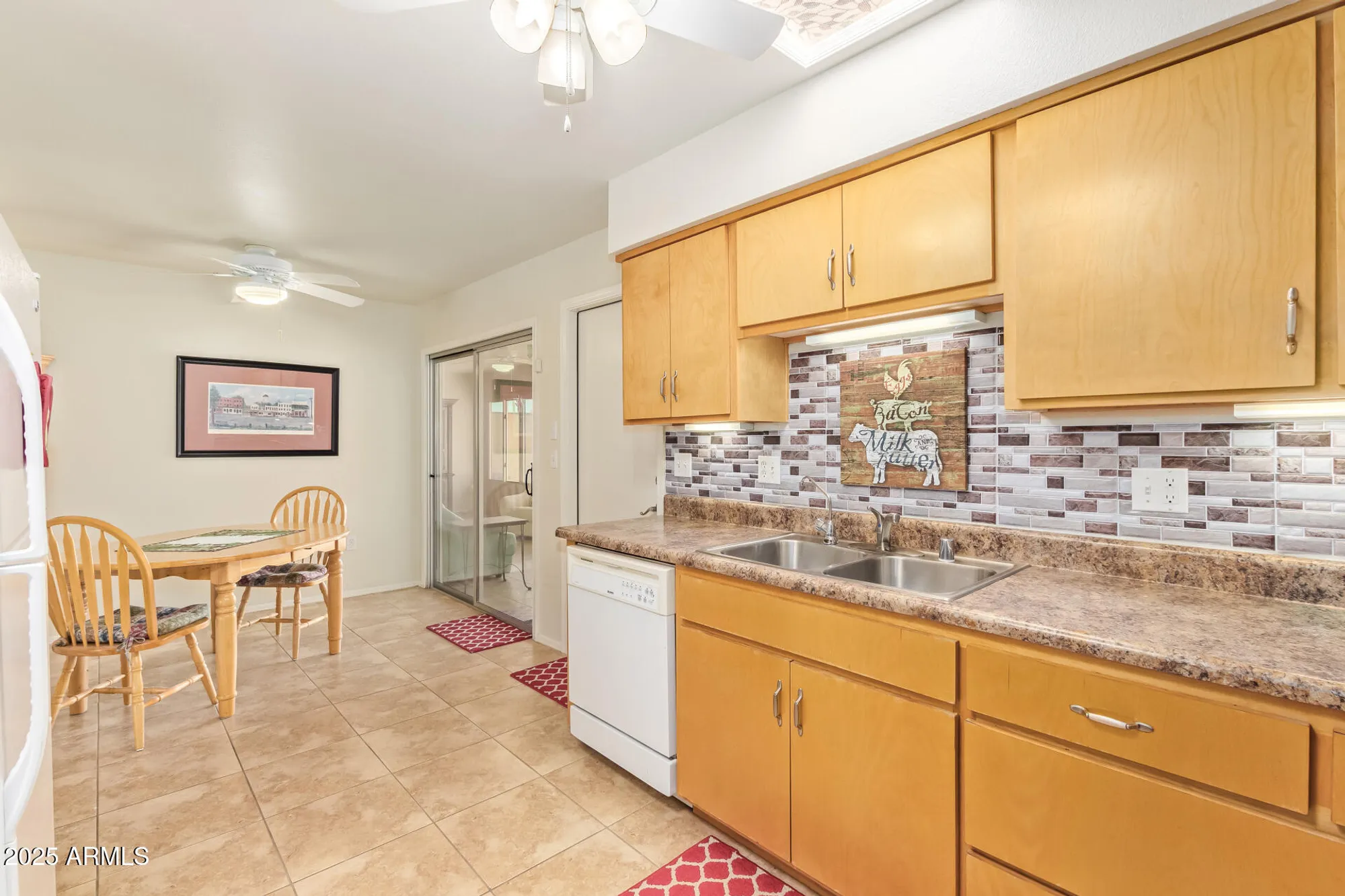 Property Slideshow image 6 of 20 | 11141 w cameo dr, Sun City, AZ, 85351