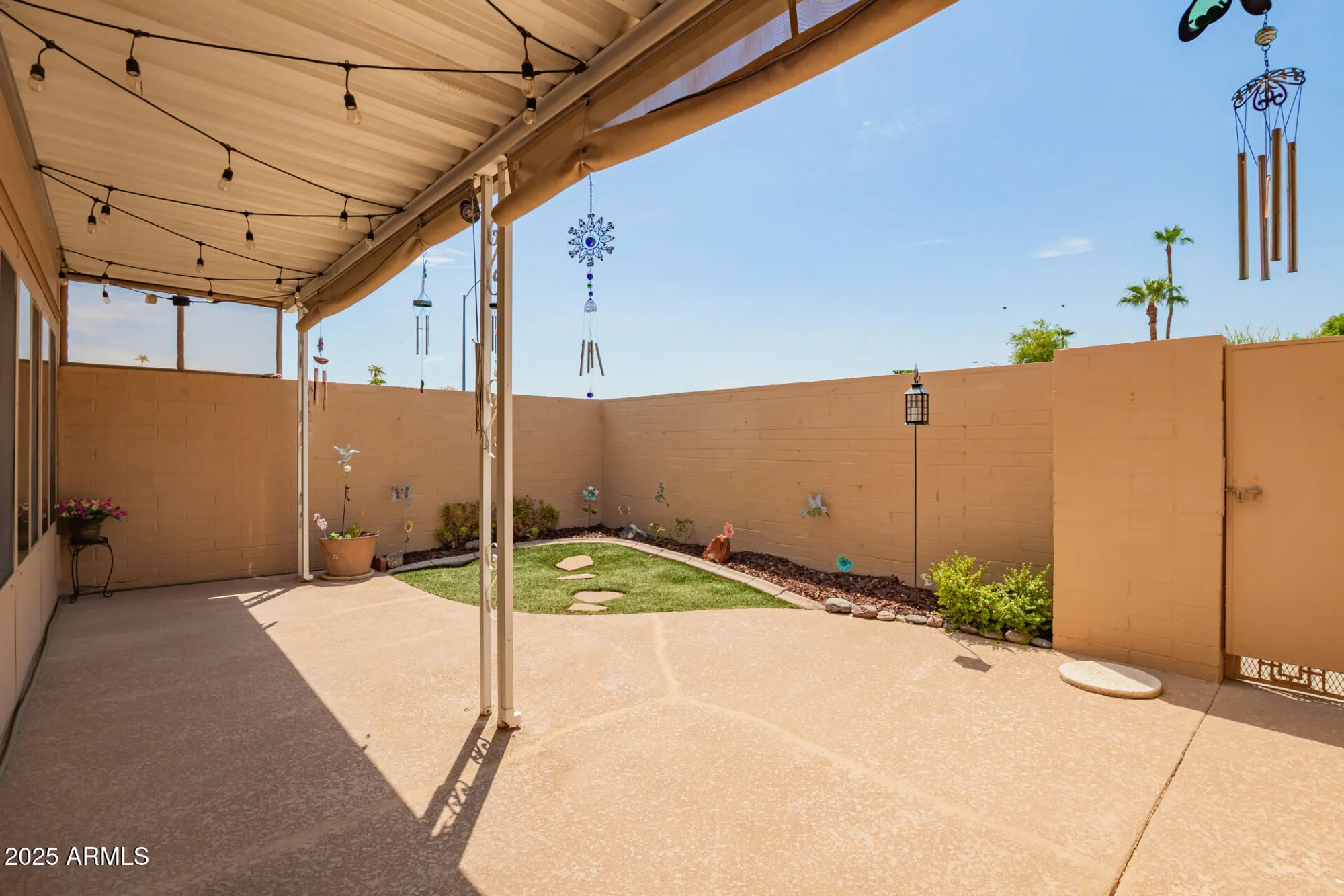 Property Slideshow image 18 of 20 | 11141 w cameo dr, Sun City, AZ, 85351