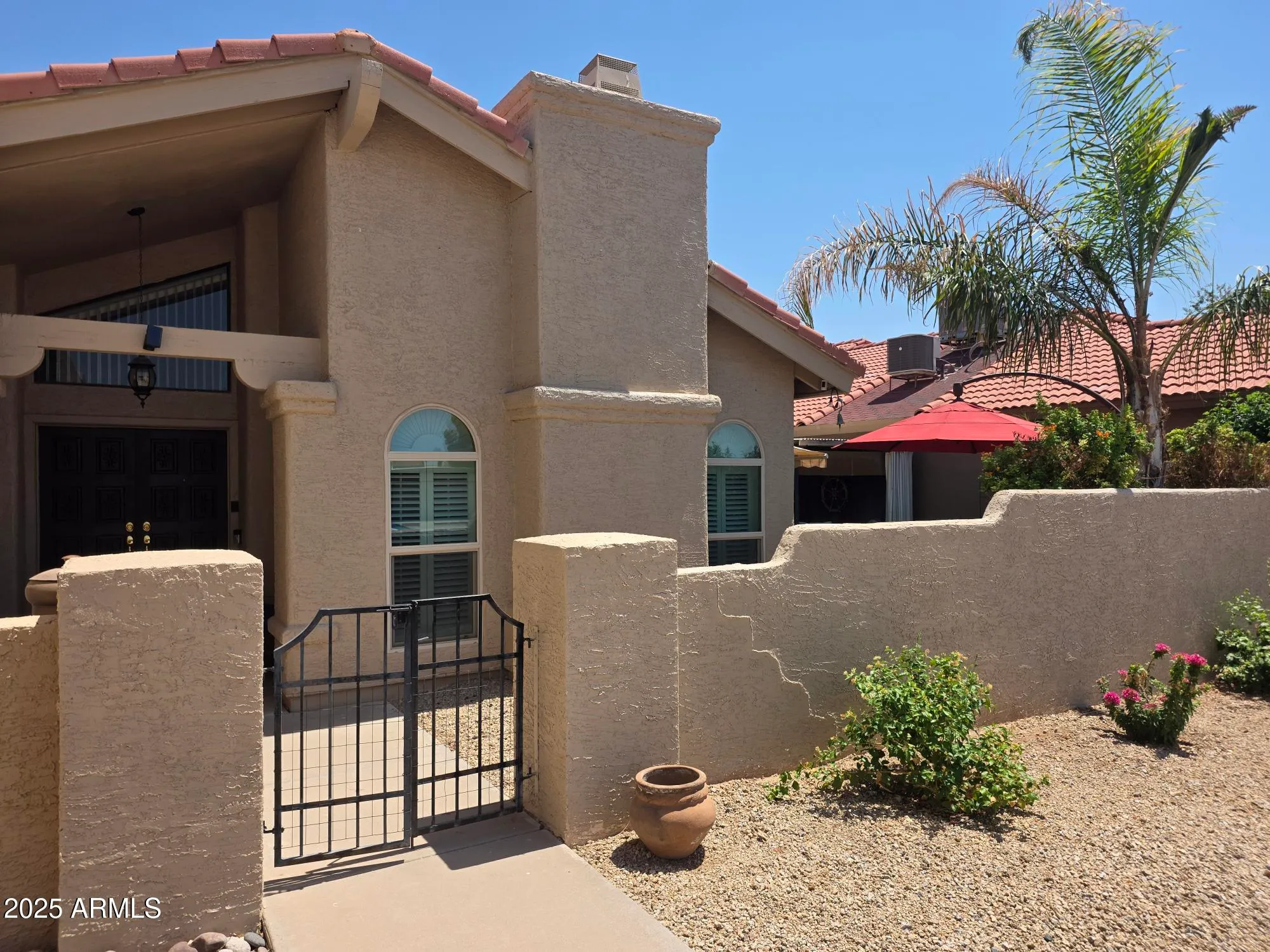 Property Slideshow image 6 of 33 | 26627 s drifter dr, Sun Lakes, AZ, 85248