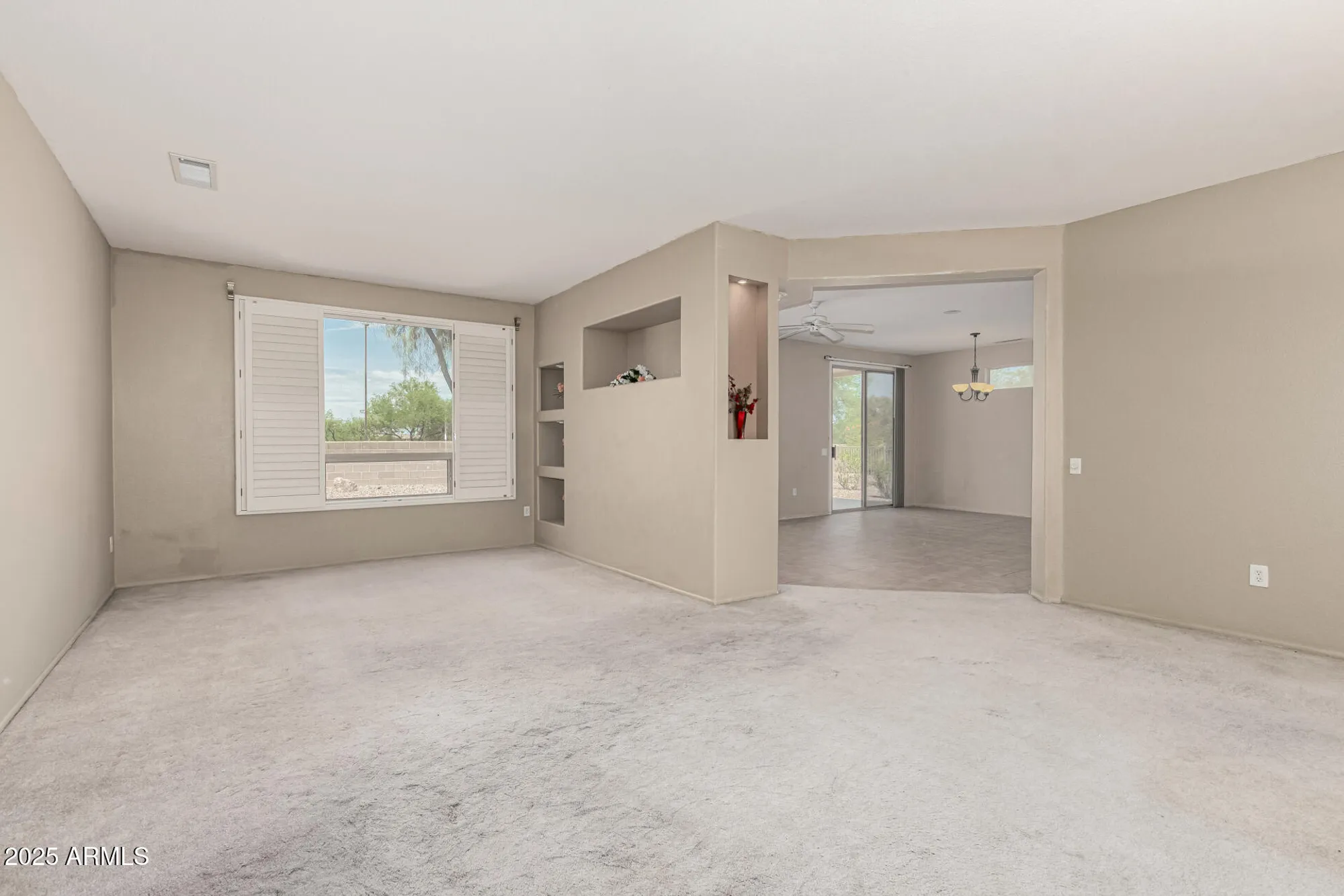 Property Slideshow image 5 of 38 | 15712 w eucalyptus ct, Surprise, AZ, 85374