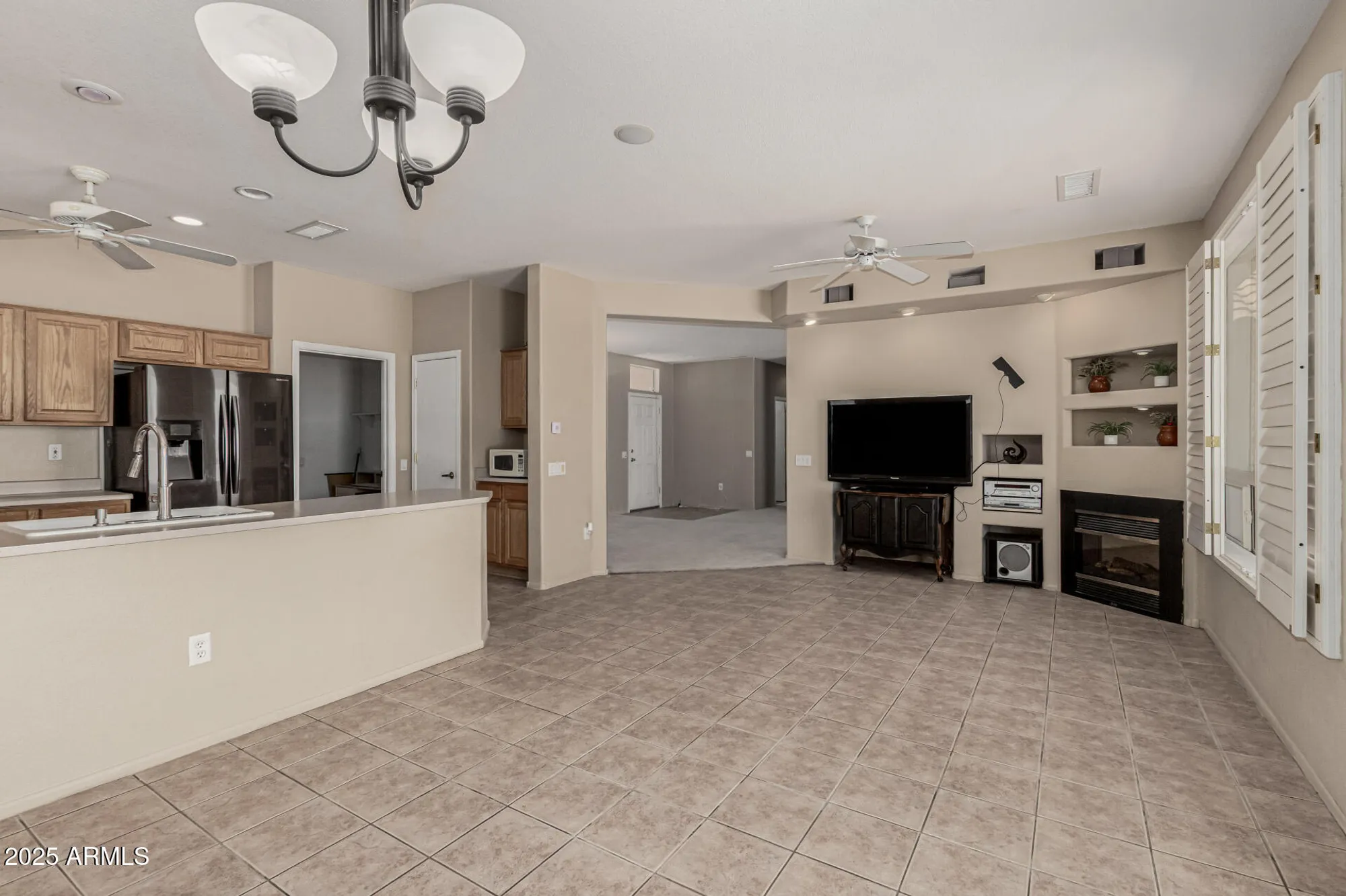 Property Slideshow image 7 of 38 | 15712 w eucalyptus ct, Surprise, AZ, 85374