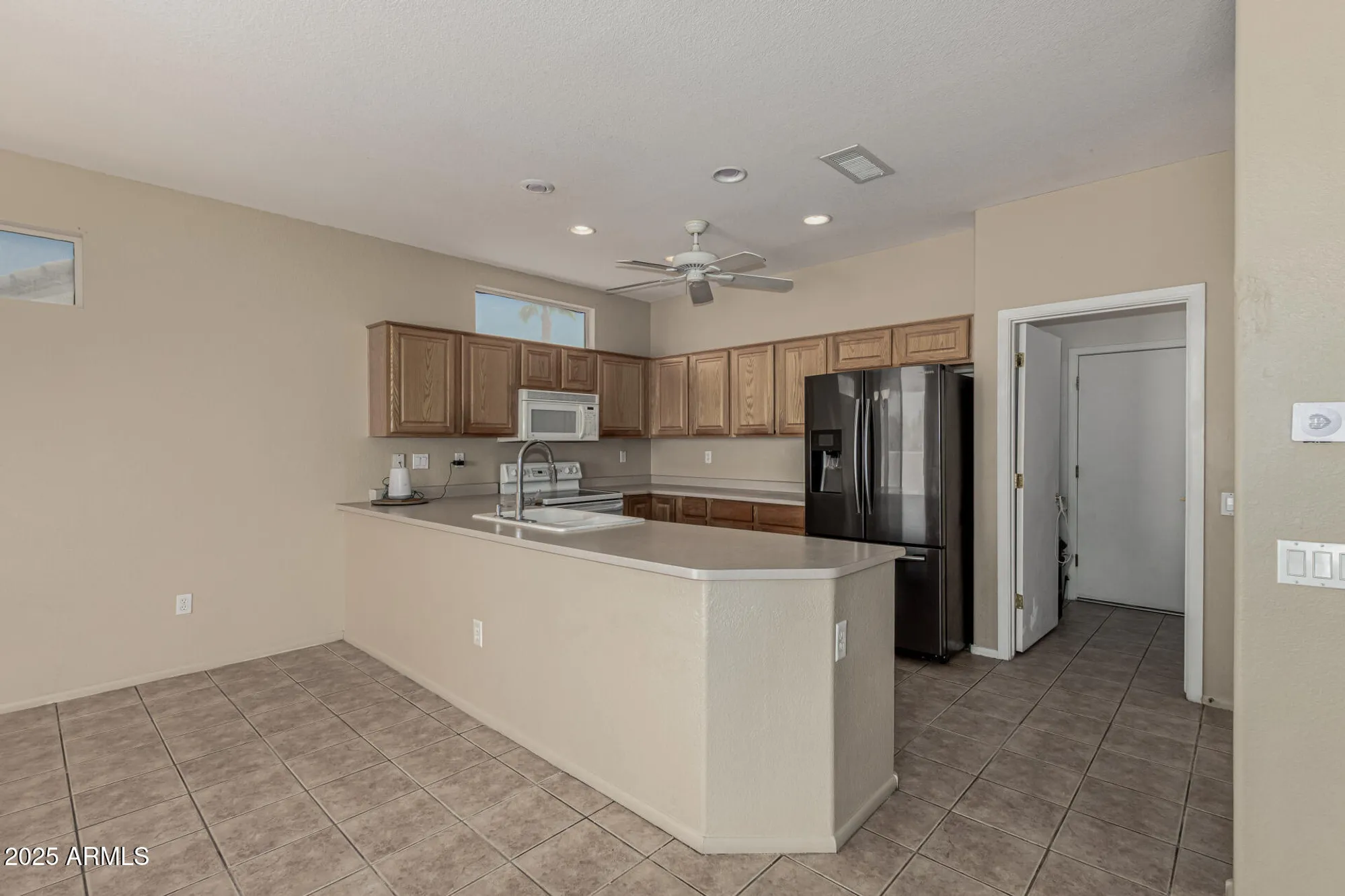 Property Slideshow image 11 of 38 | 15712 w eucalyptus ct, Surprise, AZ, 85374