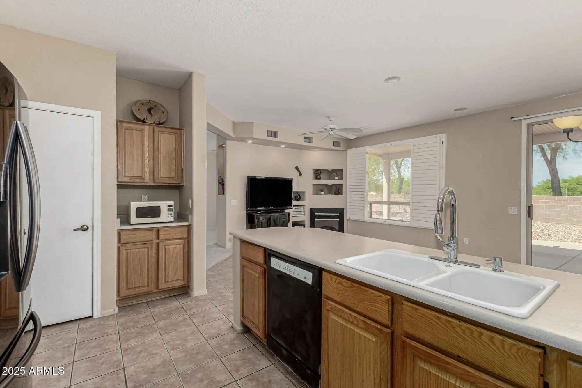 Property Slideshow image 14 of 38 | 15712 w eucalyptus ct, Surprise, AZ, 85374