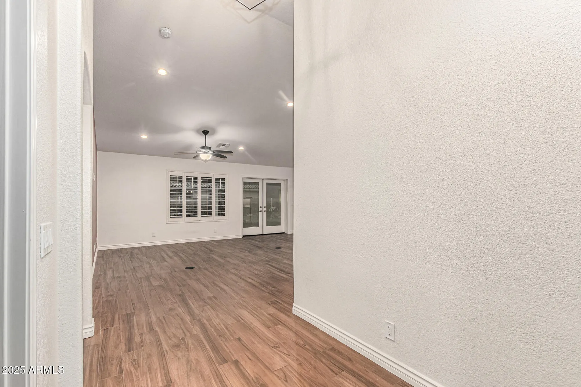 Property Slideshow image 5 of 33 | 2840 s alderwood cir, Mesa, AZ, 85212