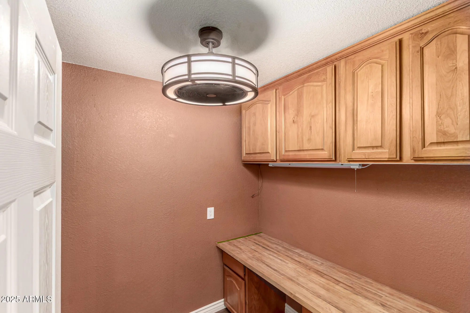 Property Slideshow image 15 of 33 | 2840 s alderwood cir, Mesa, AZ, 85212