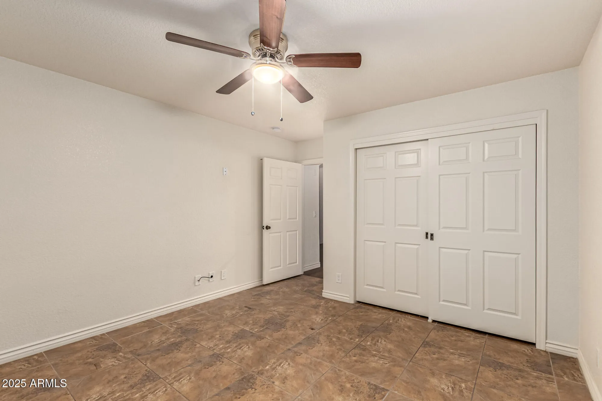 Property Slideshow image 24 of 33 | 2840 s alderwood cir, Mesa, AZ, 85212