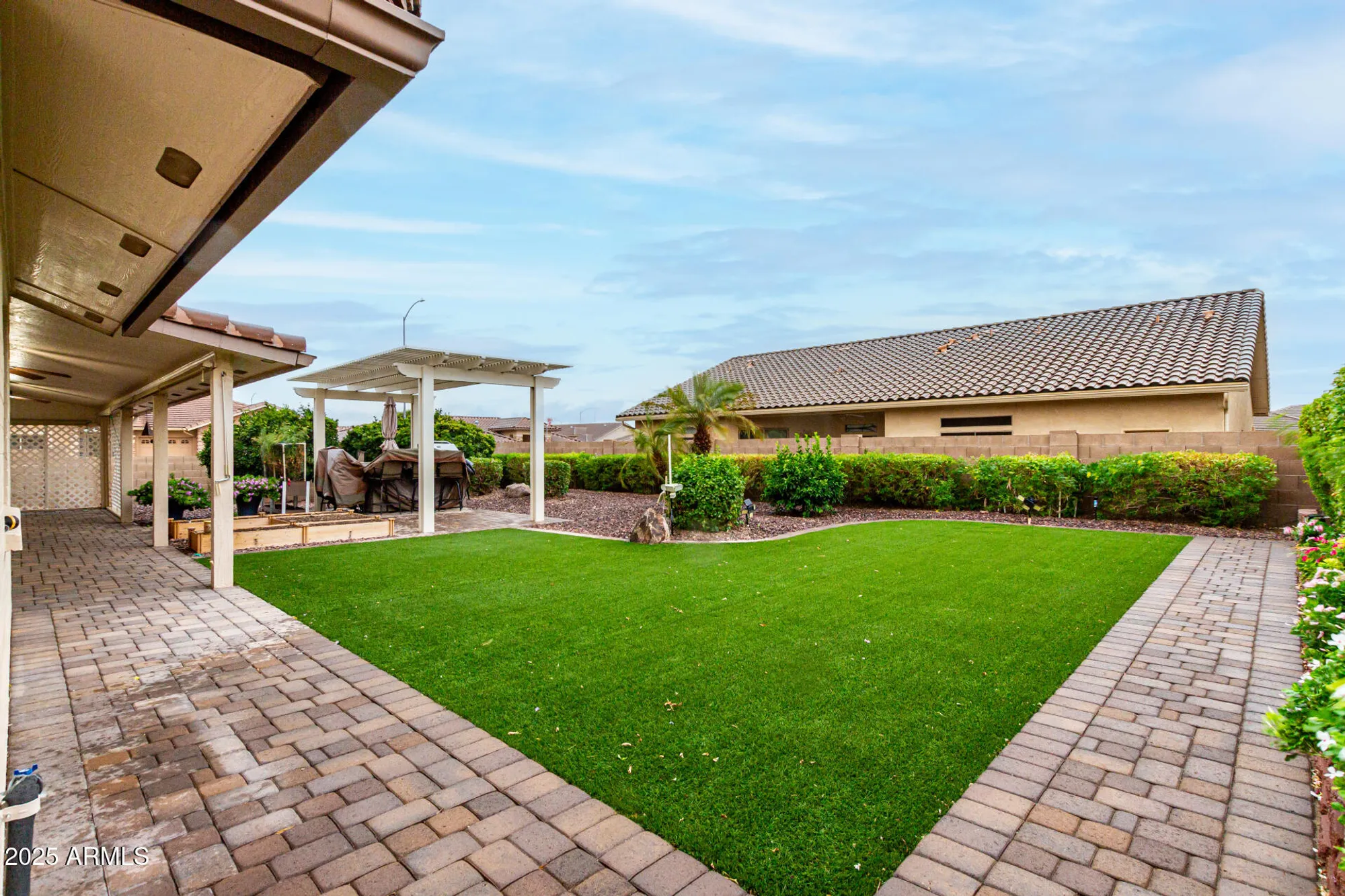 Property Slideshow image 29 of 33 | 2840 s alderwood cir, Mesa, AZ, 85212