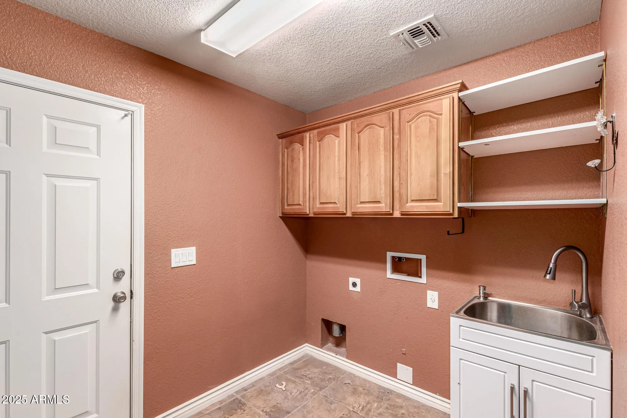 Property Slideshow image 26 of 33 | 2840 s alderwood cir, Mesa, AZ, 85212