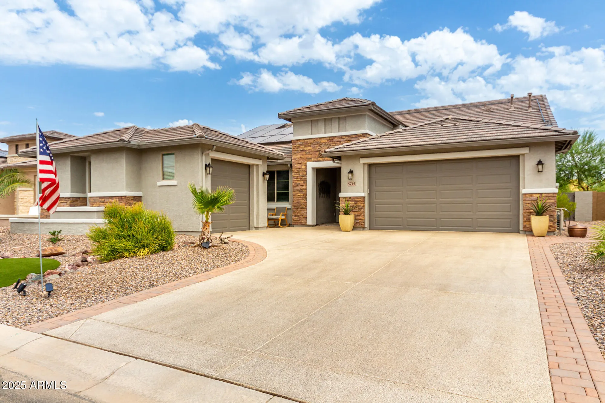 Property Slideshow image 1 of 77 | 5715 n dakota dr, Eloy, AZ, 85131