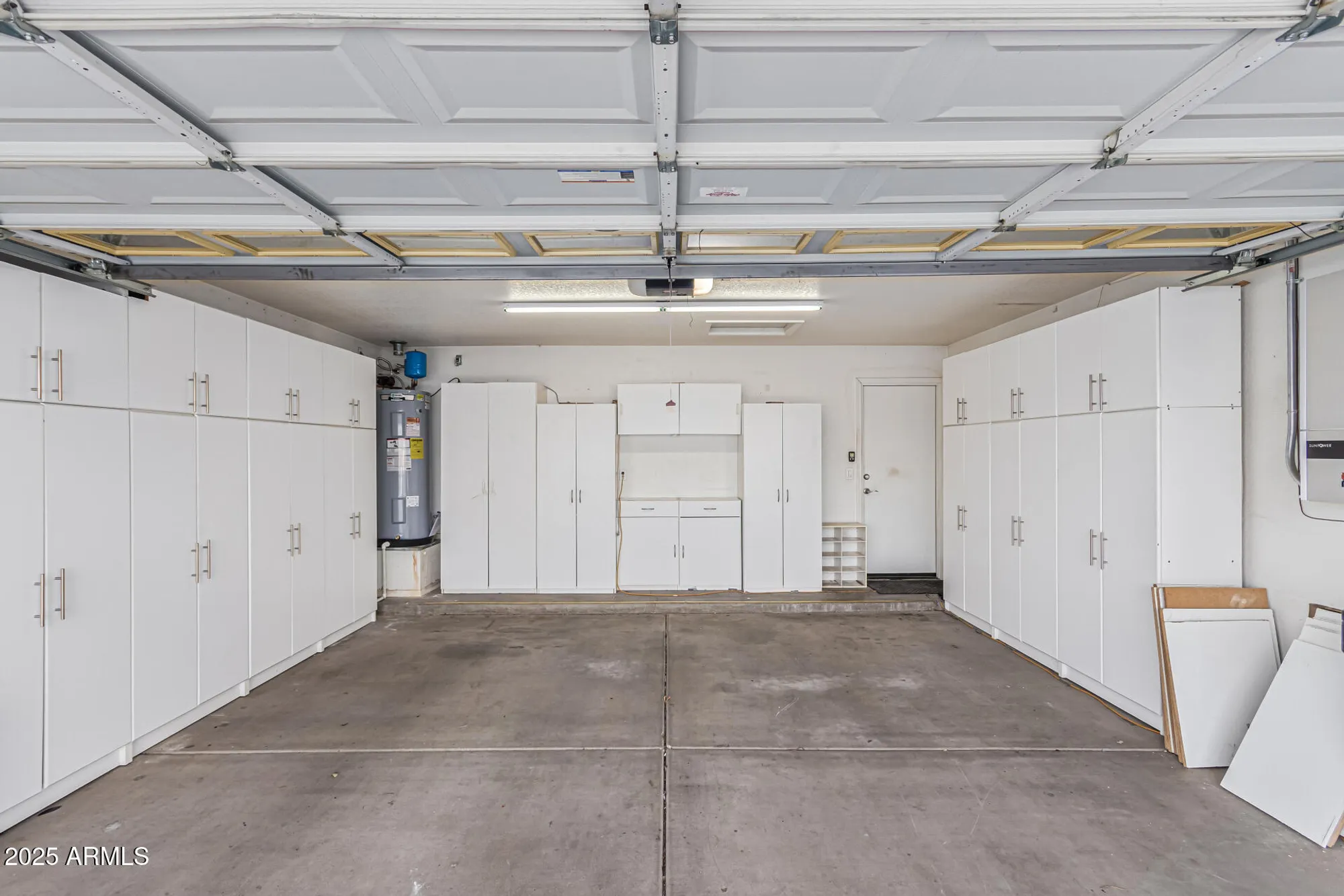 Property Slideshow image 16 of 20 | 11076 w runion dr, Sun City, AZ, 85373