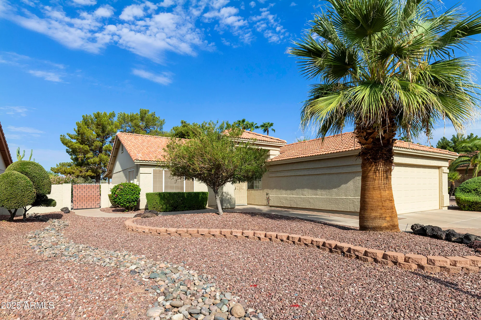 Property Slideshow image 1 of 65 | 24420 s boxwood dr, Sun Lakes, AZ, 85248