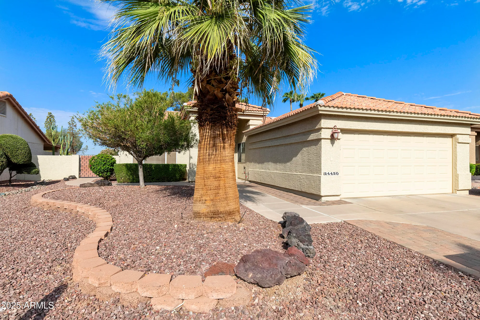 Property Slideshow image 5 of 65 | 24420 s boxwood dr, Sun Lakes, AZ, 85248